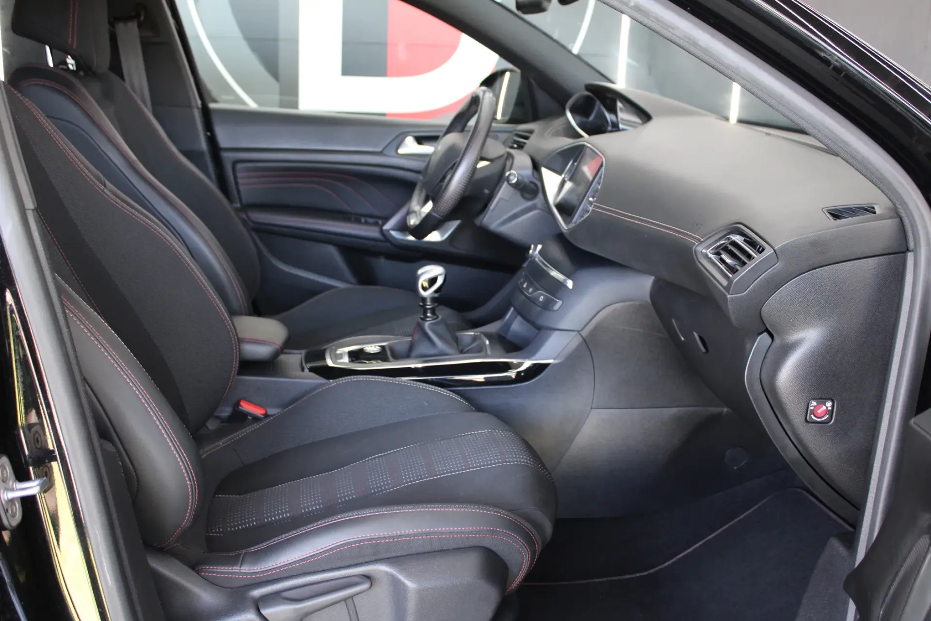 Peugeot 308 1.2 PureTech GT Line 13