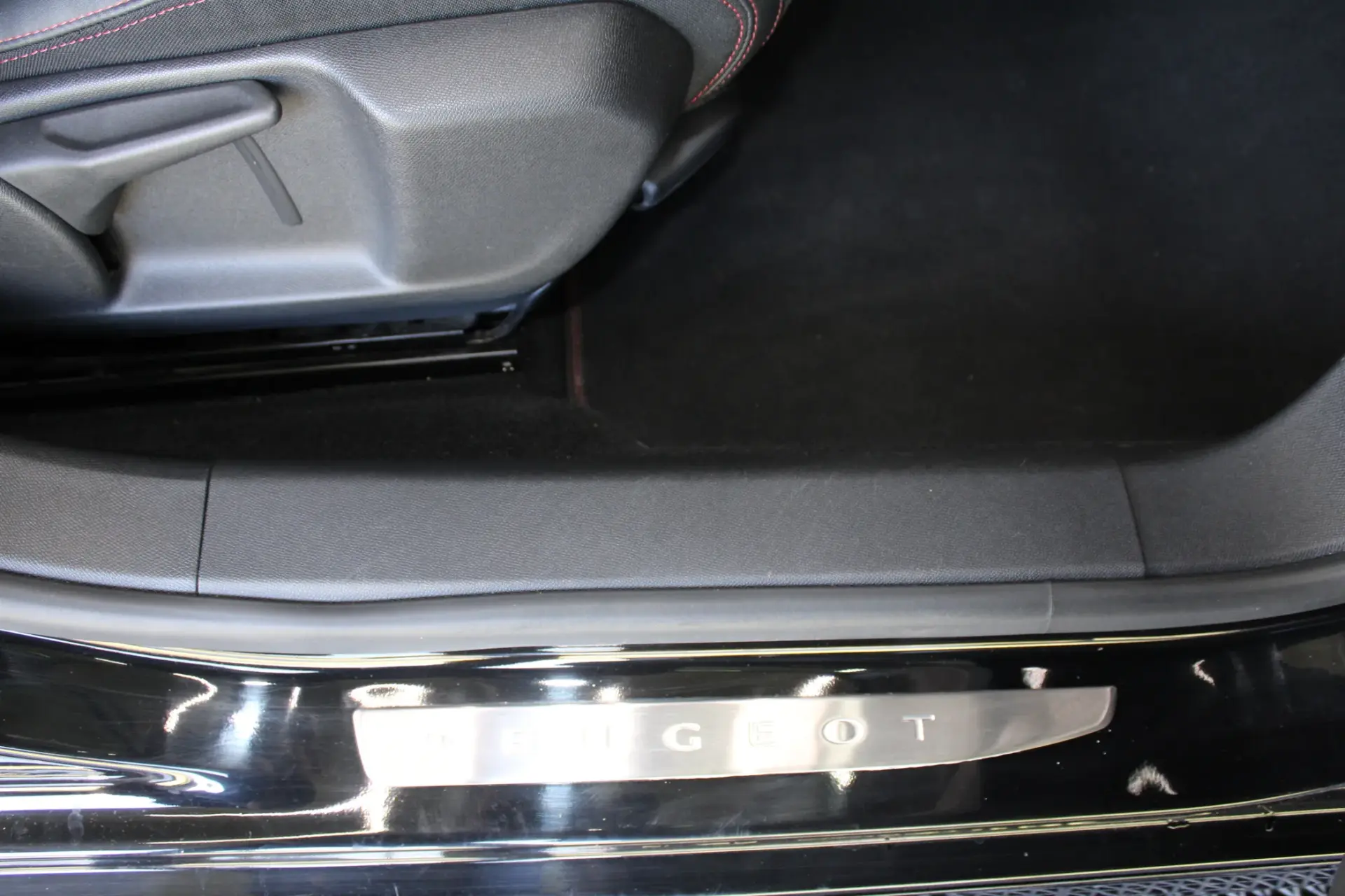 Peugeot 308 1.2 PureTech GT Line 19