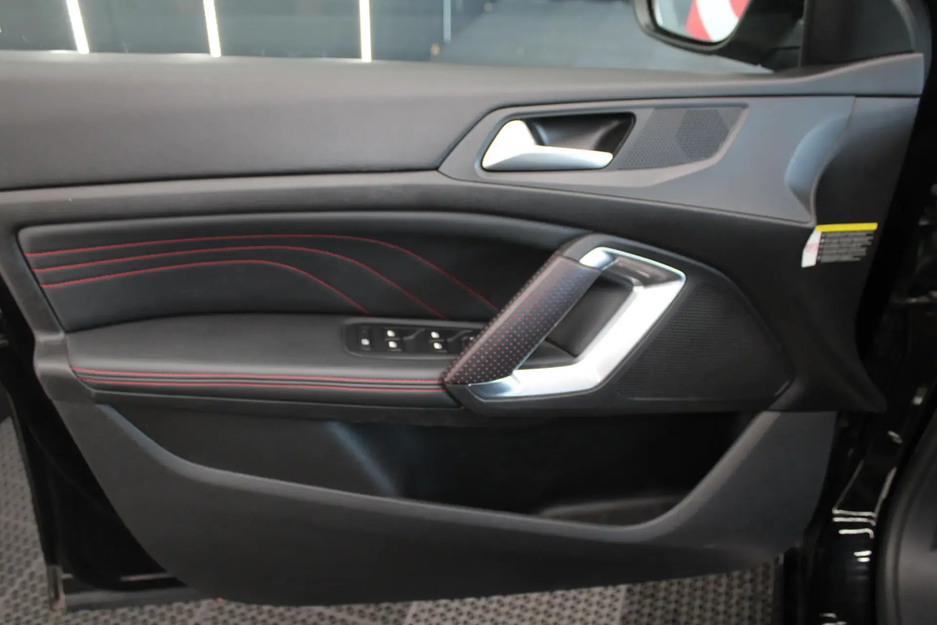 Peugeot 308 1.2 PureTech GT Line 24