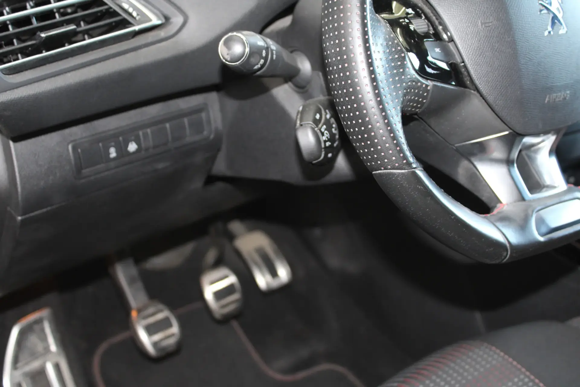 Peugeot 308 1.2 PureTech GT Line 27