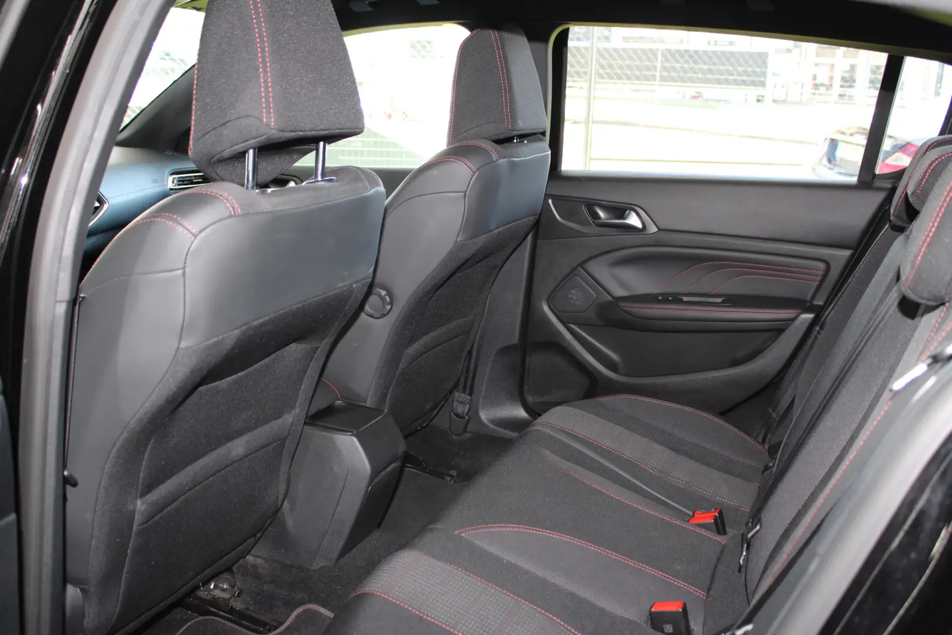 Peugeot 308 1.2 PureTech GT Line 32