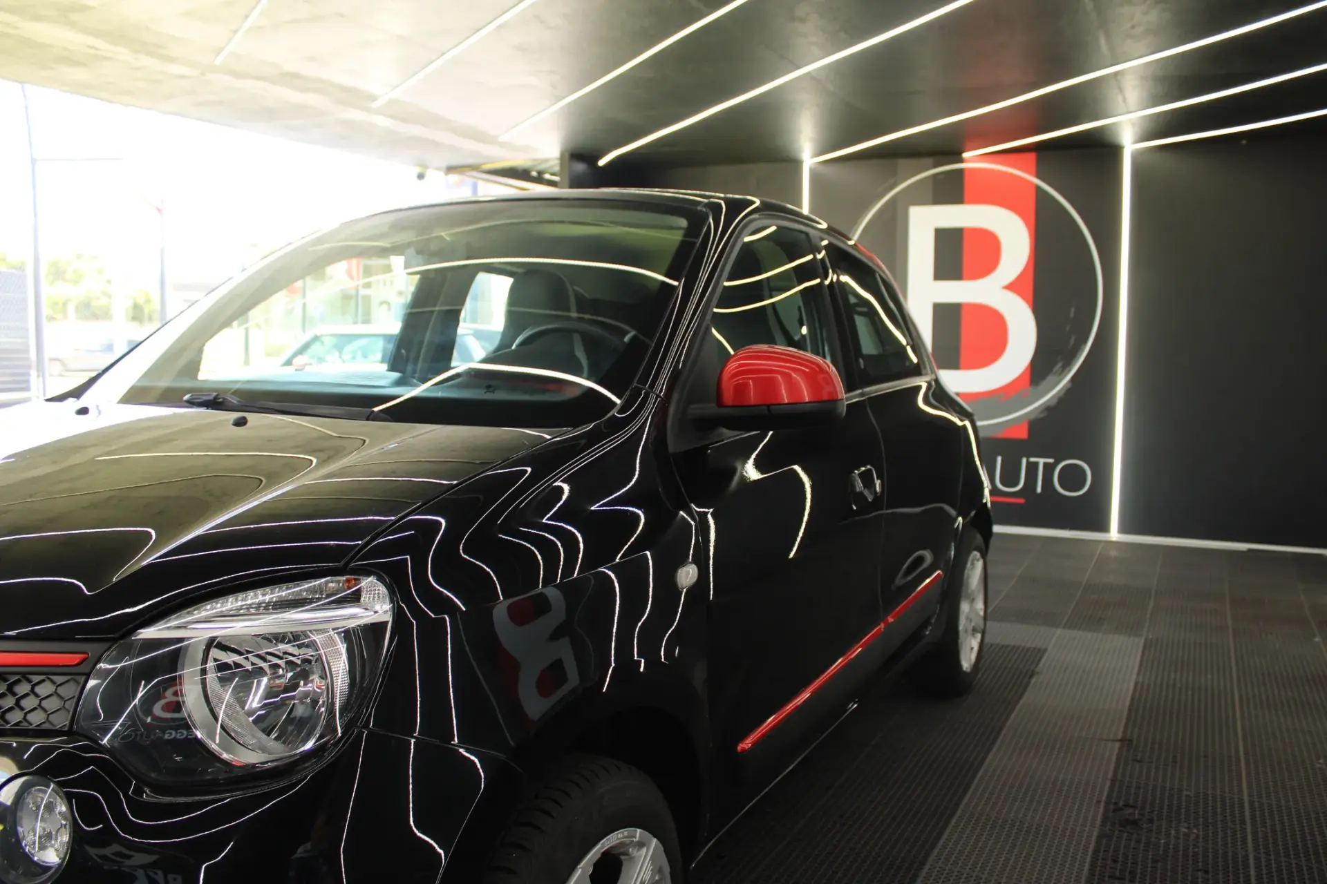 Renault Twingo 1.0 SCe Dynamique 6