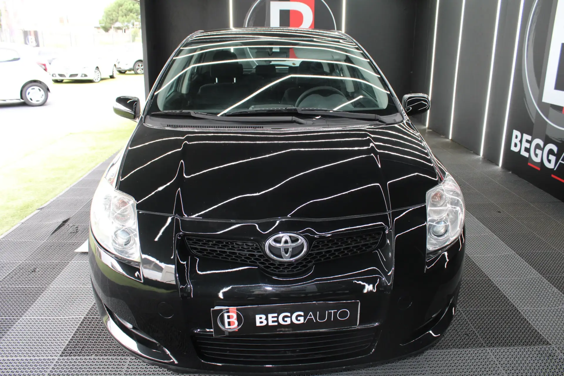 Toyota Auris 1.4 D-4D Sol 4