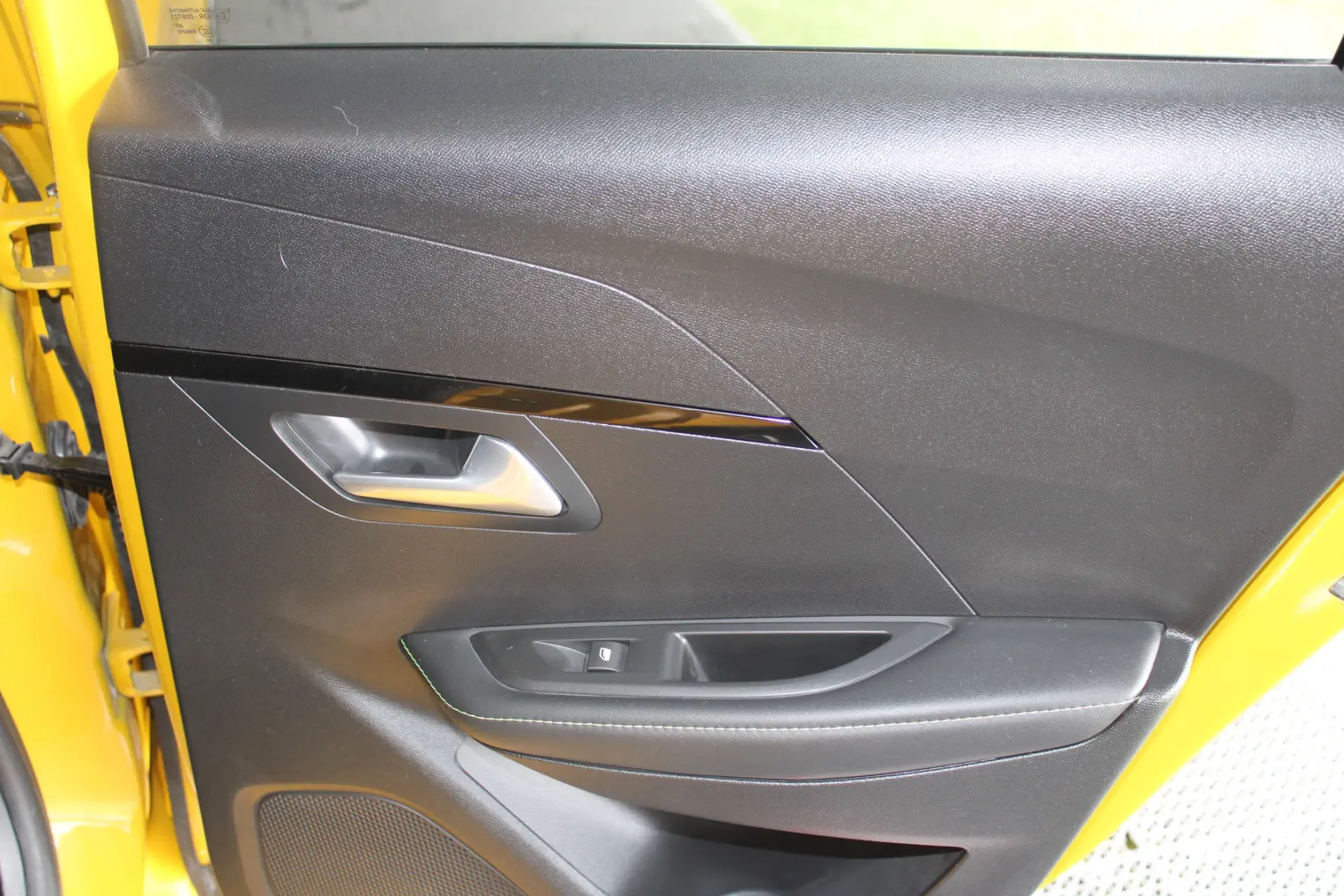 Peugeot 208 1.2 PureTech GT Pack EAT8 21