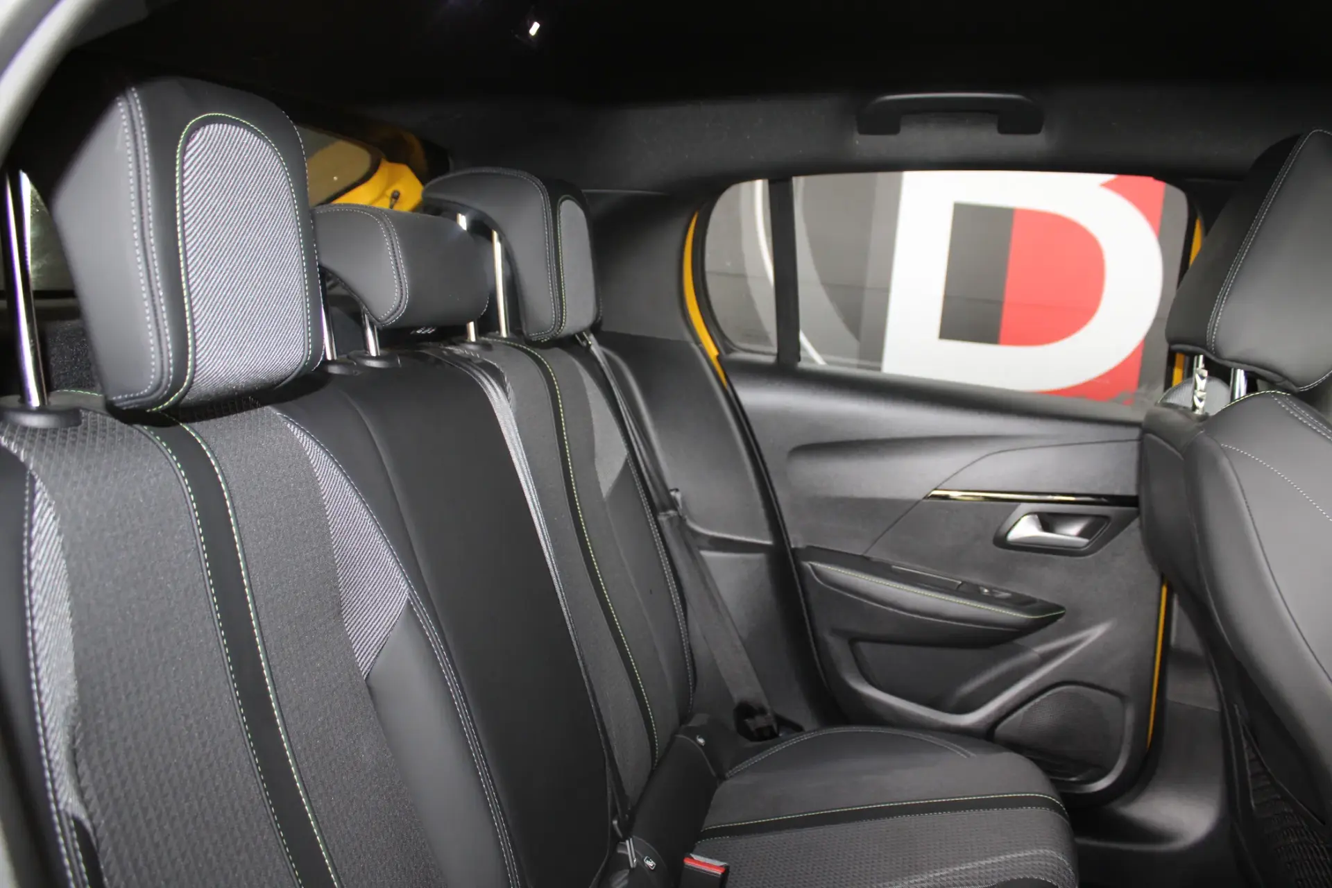 Peugeot 208 1.2 PureTech GT Pack EAT8 23