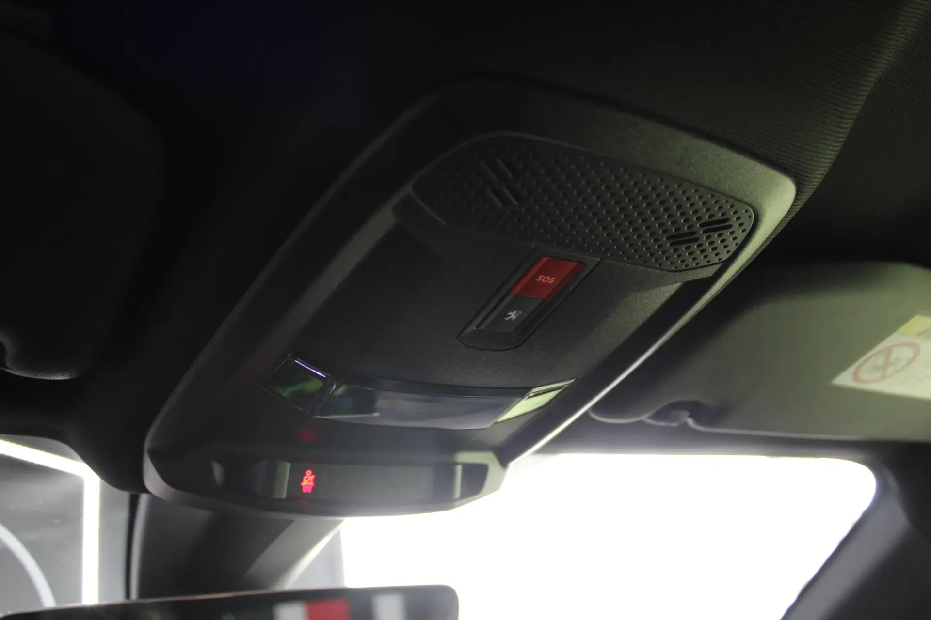 Peugeot 208 1.2 PureTech GT Pack EAT8 42