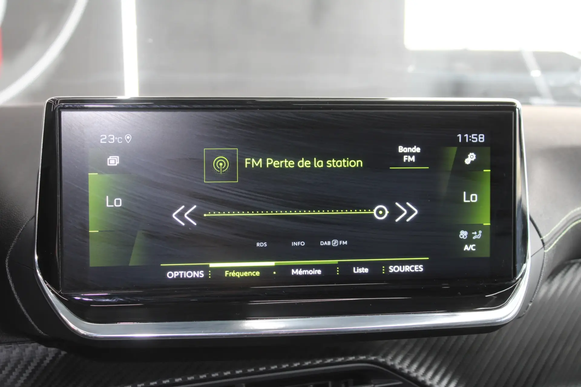 Peugeot 208 1.2 PureTech GT Pack EAT8 43