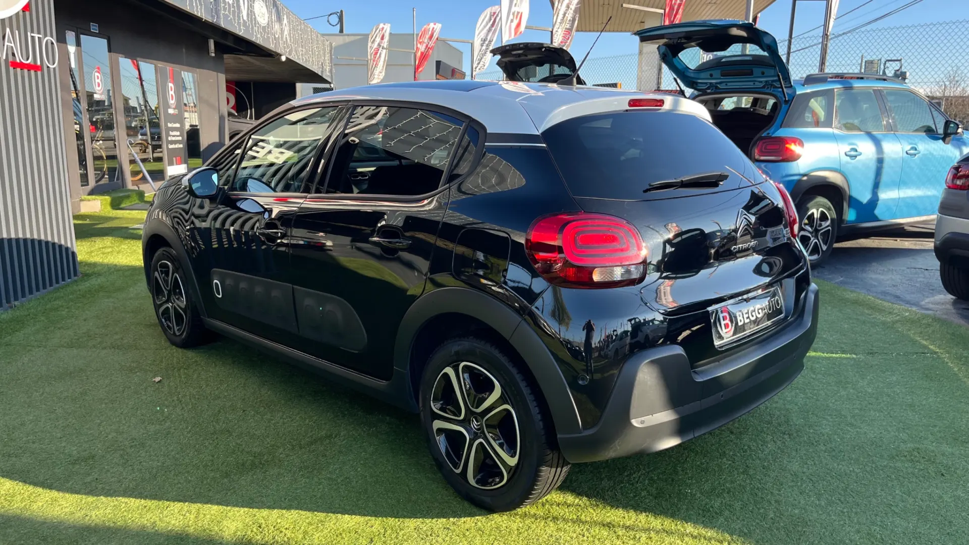 Citroën C3 1.2 PureTech Shine 7