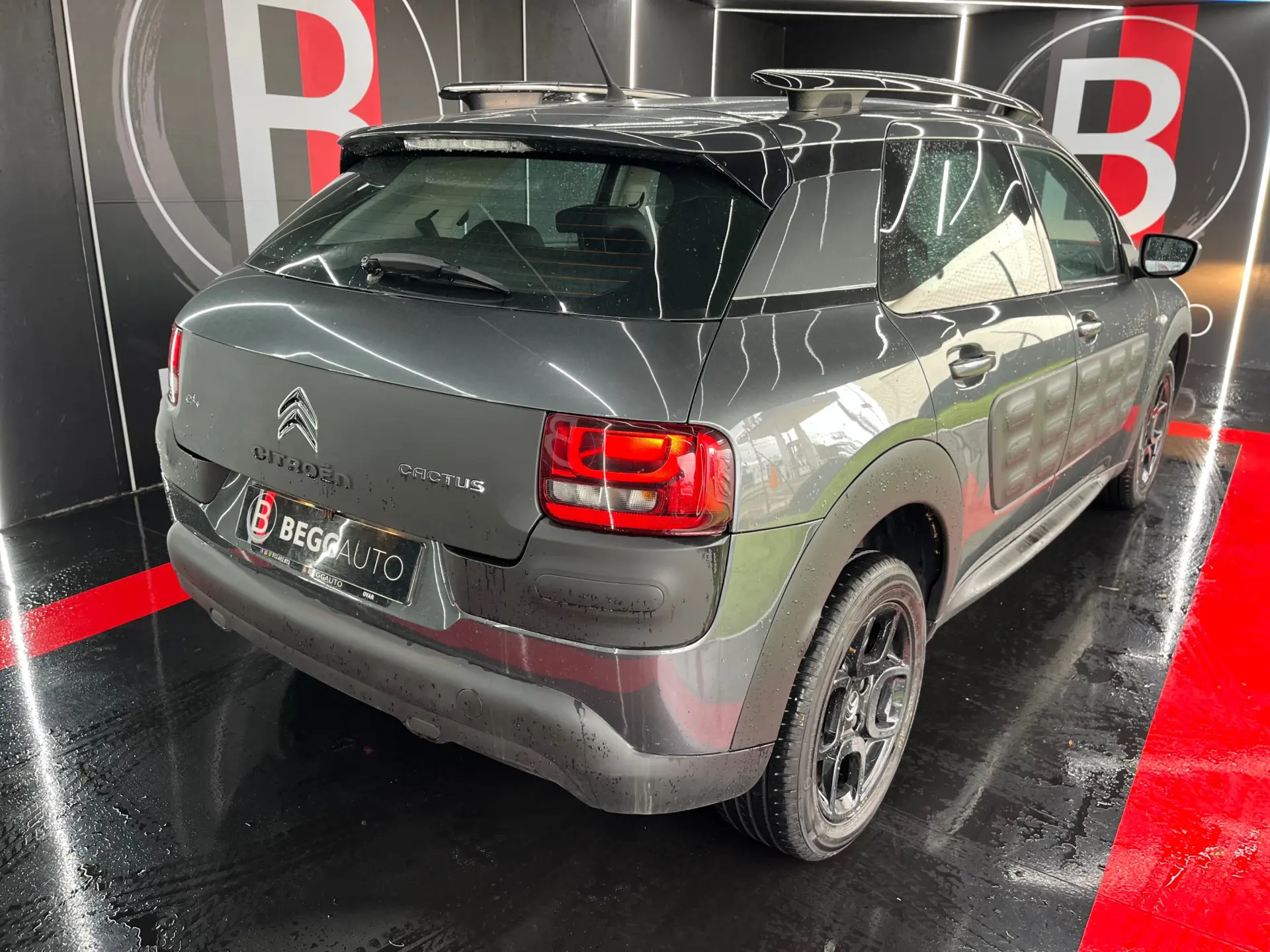 Citroen C4 Cactus 1.6 BlueHDi Shine ETG6 15