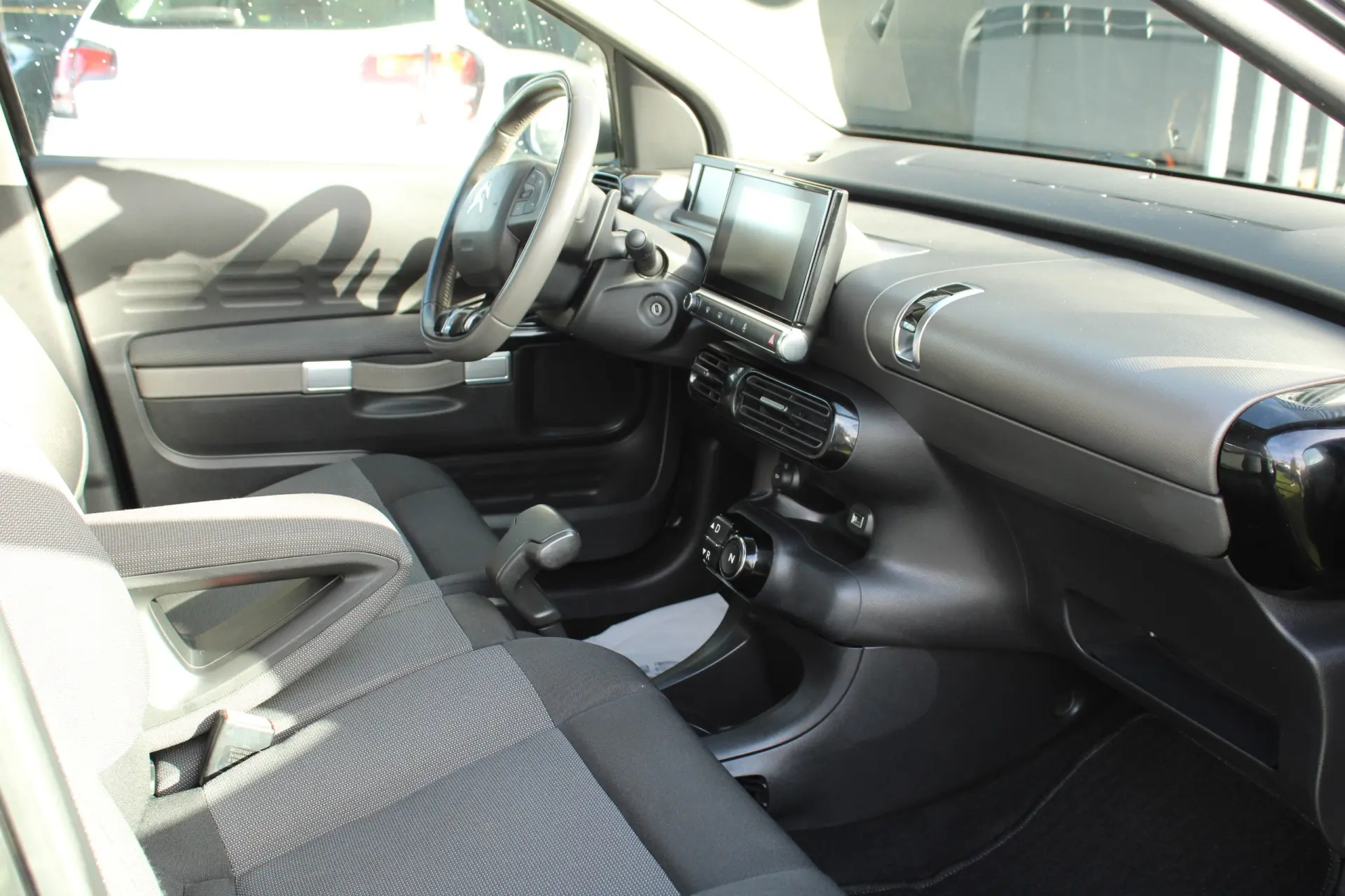 Citroën C4 Cactus 1.6 BlueHDi Shine ETG6 17