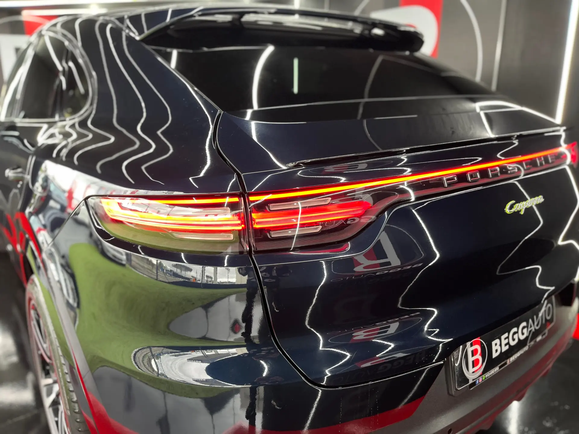 Porsche Cayenne Coupé E-Hybrid 17