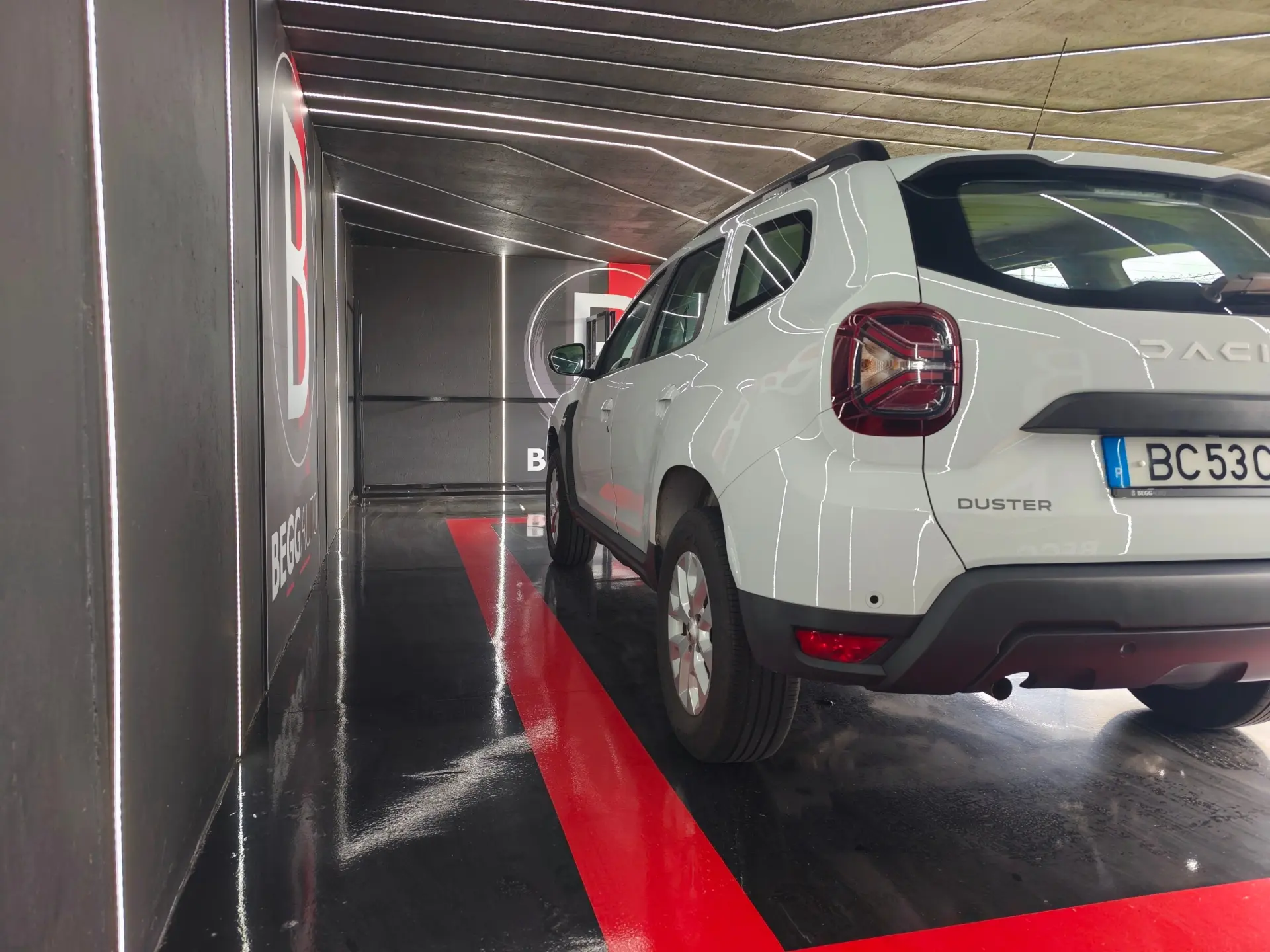 Dacia Duster ESSENCE 17