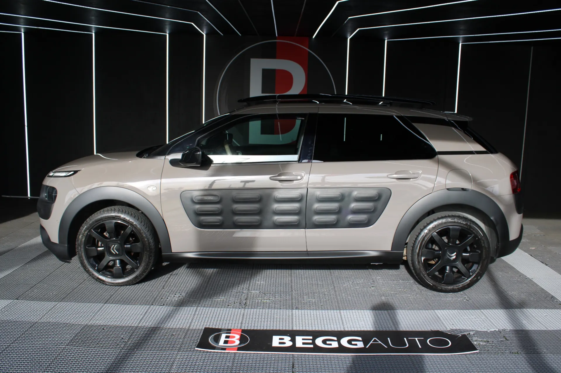Citroën C4 Cactus 1.6 BlueHDi Feel ETG6 17