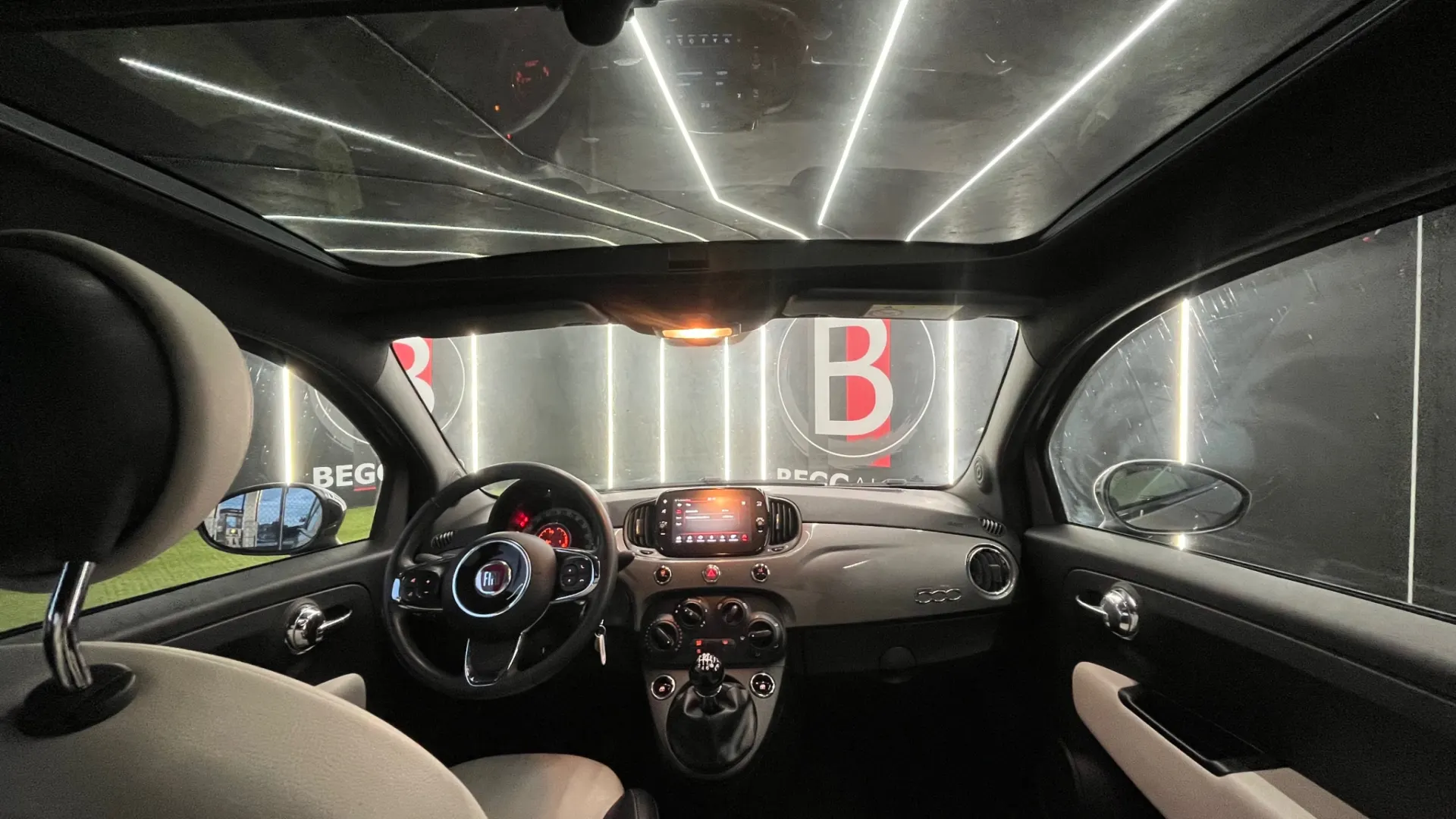 Fiat 500 Lounge Hybrid 23