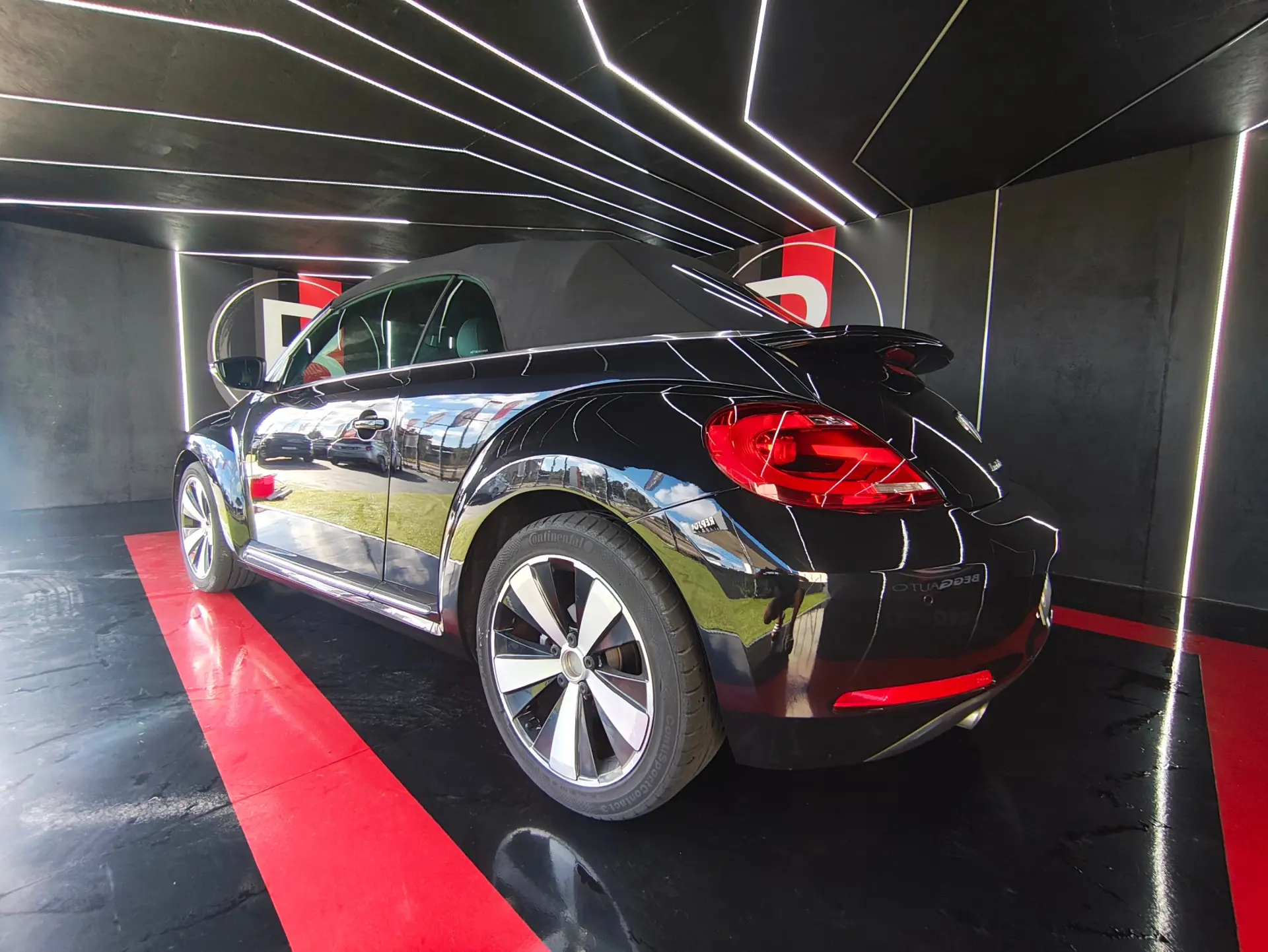 Volkswagen New Beetle Cabriolet ESSENCE 4