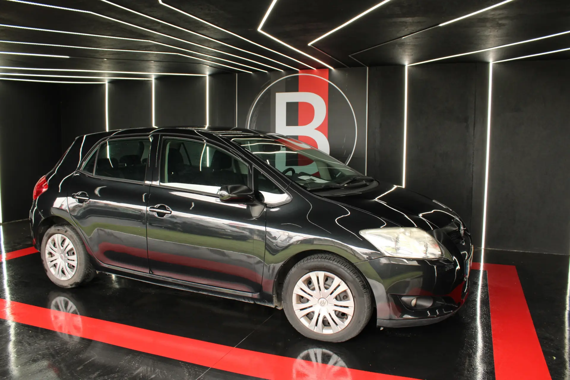 Toyota Auris 1.4 D-4D Sol 3