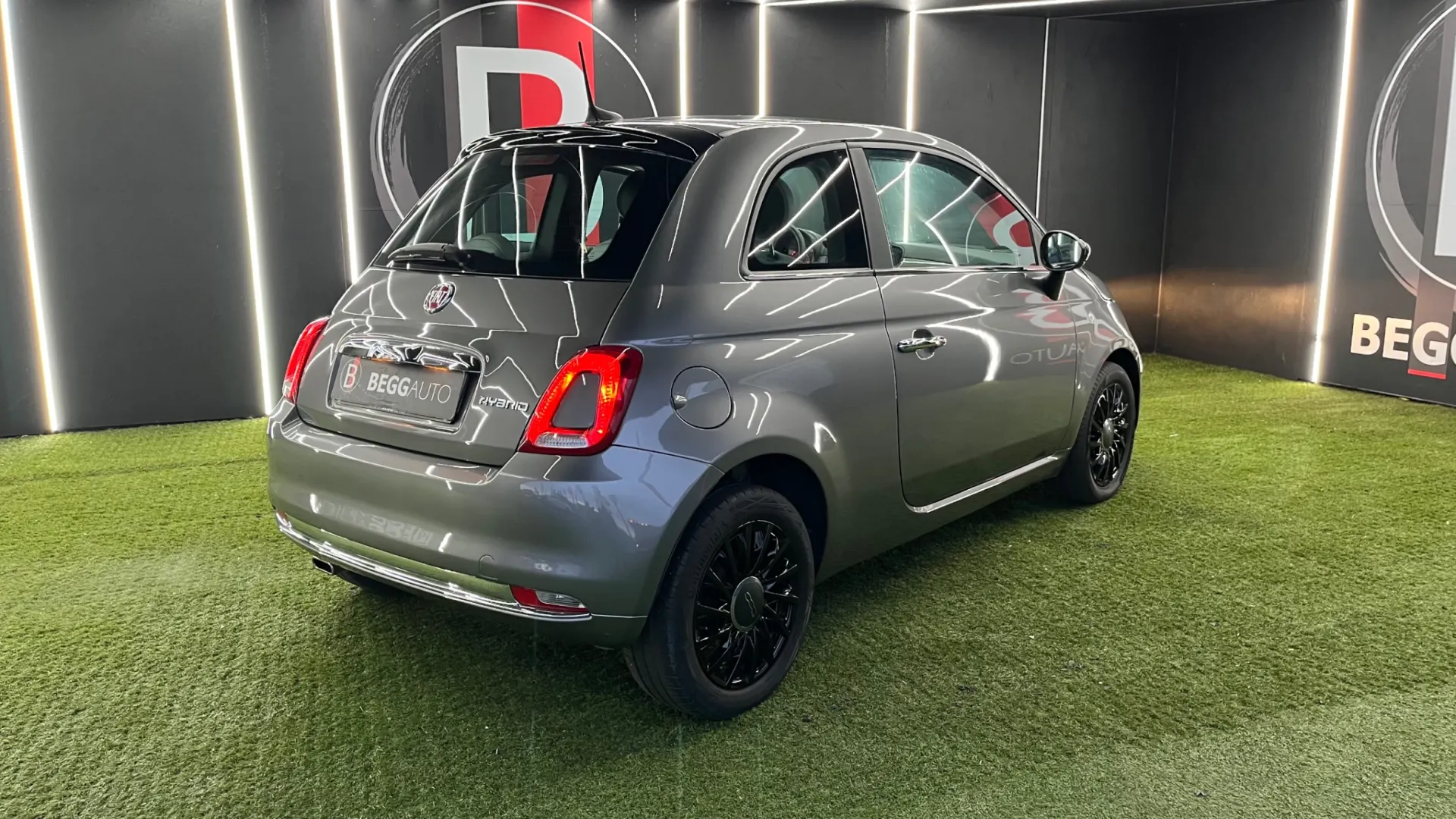 Fiat 500 Lounge Hybrid 10