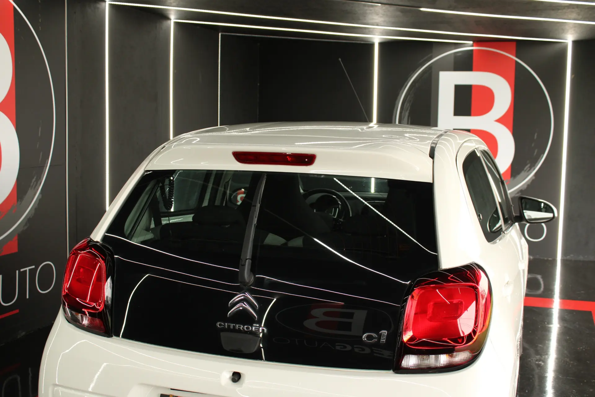 Citroen C1 1.2 VTi Feel 19