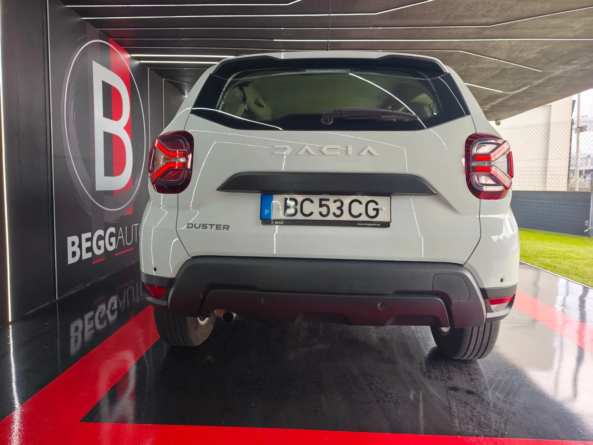 Dacia Duster ESSENCE 18