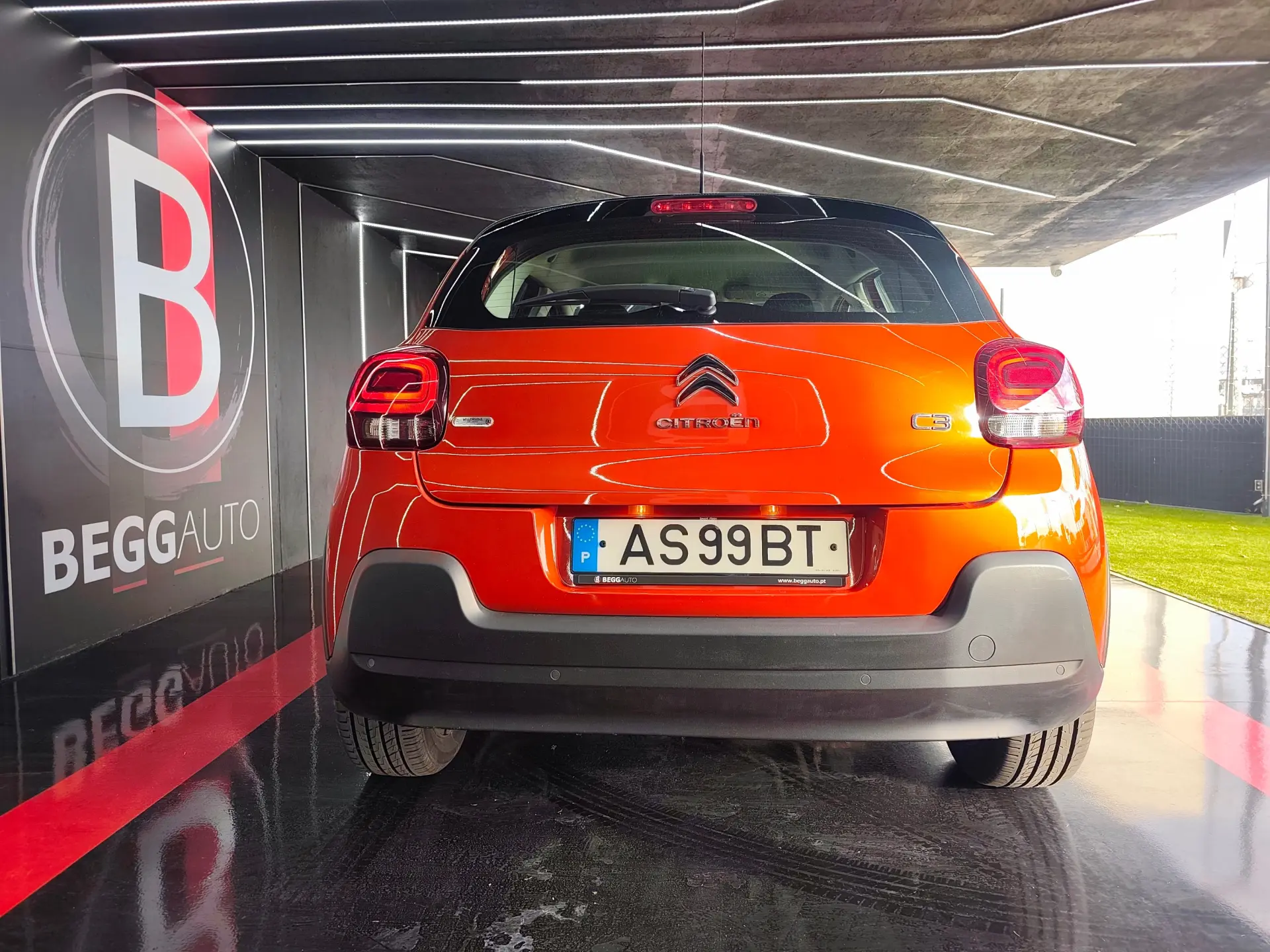 Citroen C3 1.2 PureTech Shine EAT6 6