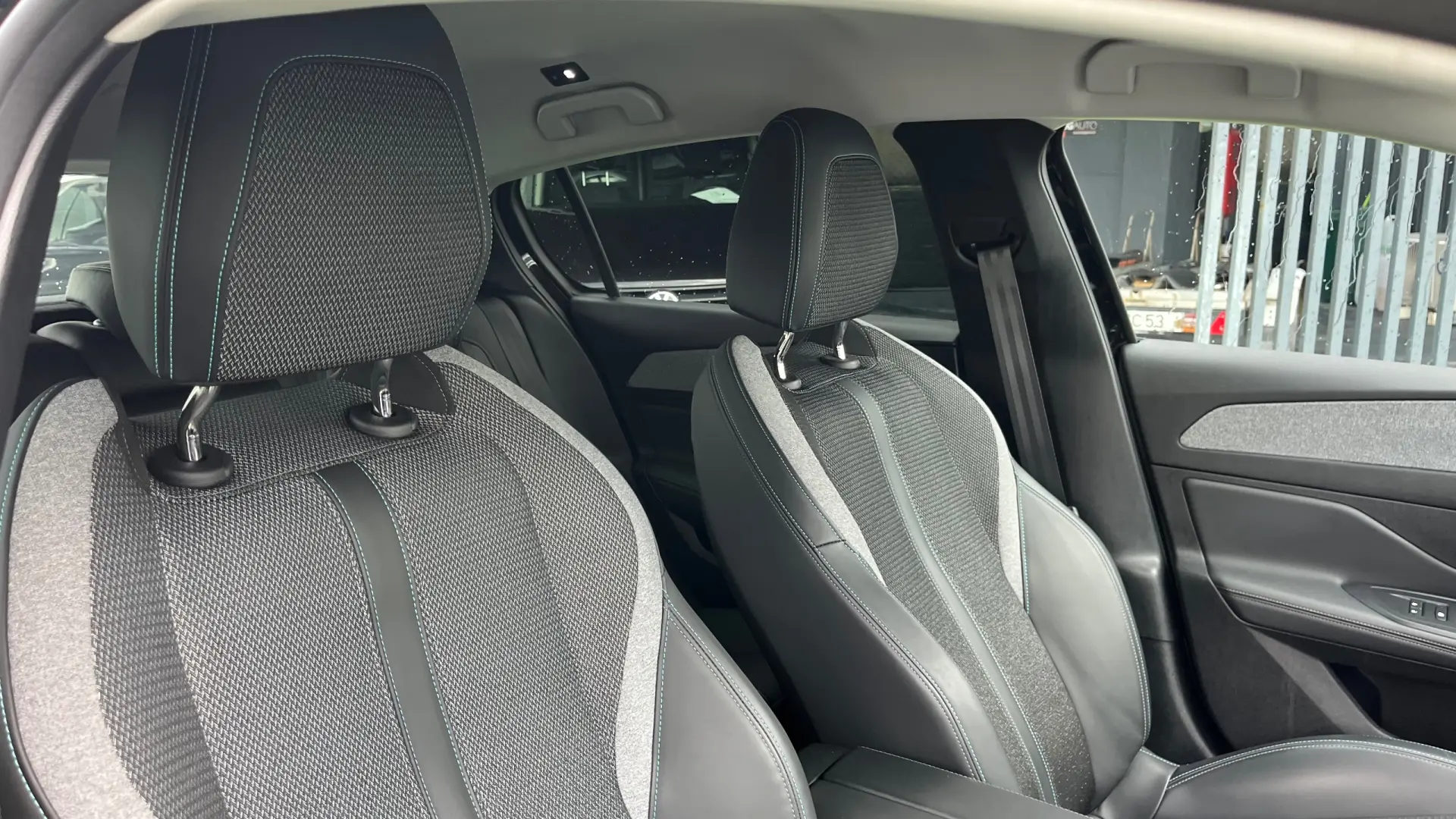 Peugeot 308 Allure pack 39