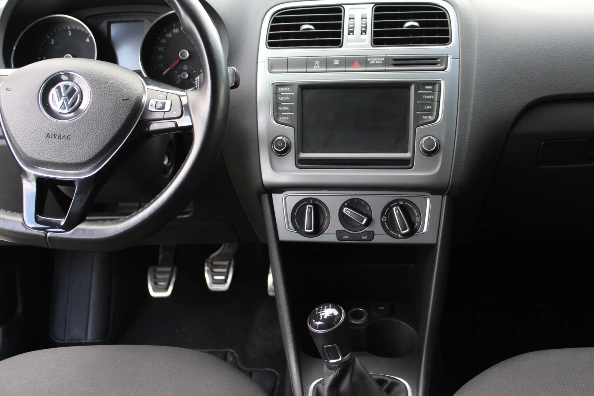 Volkswagen Polo Allstar 43