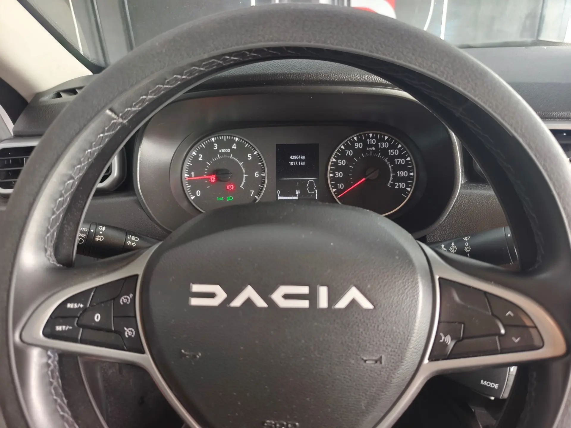 Dacia Duster ESSENCE 13