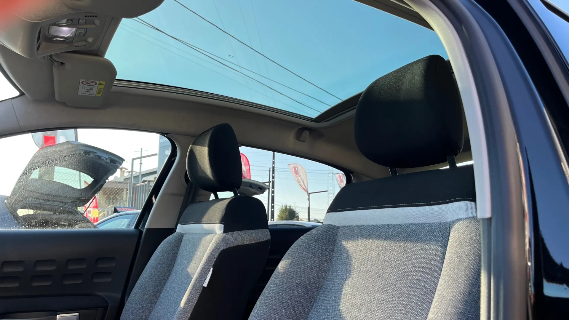 Citroën C3 1.2 PureTech Shine 12