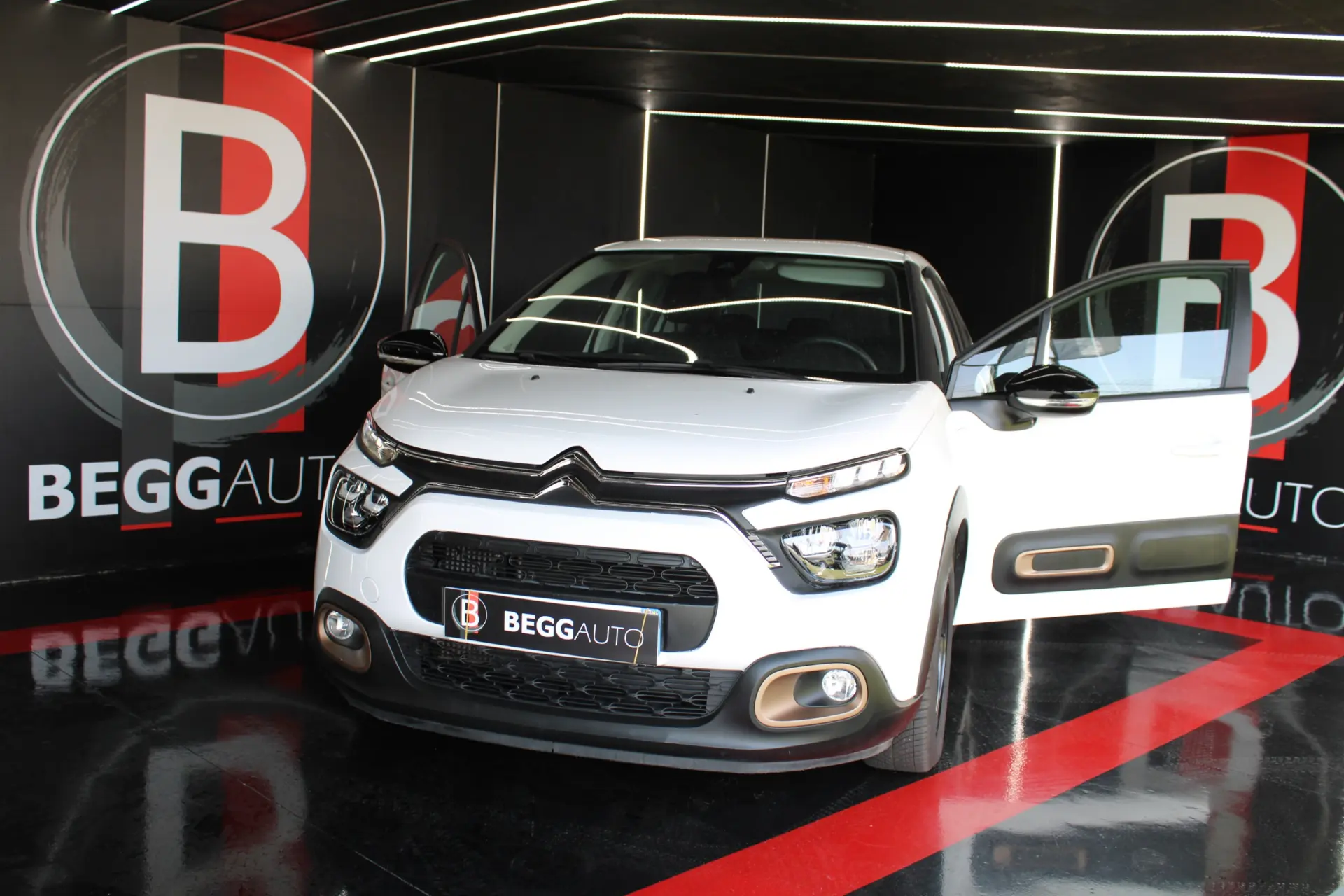 Citroen C3 Pure Tech S&S & Plus 26