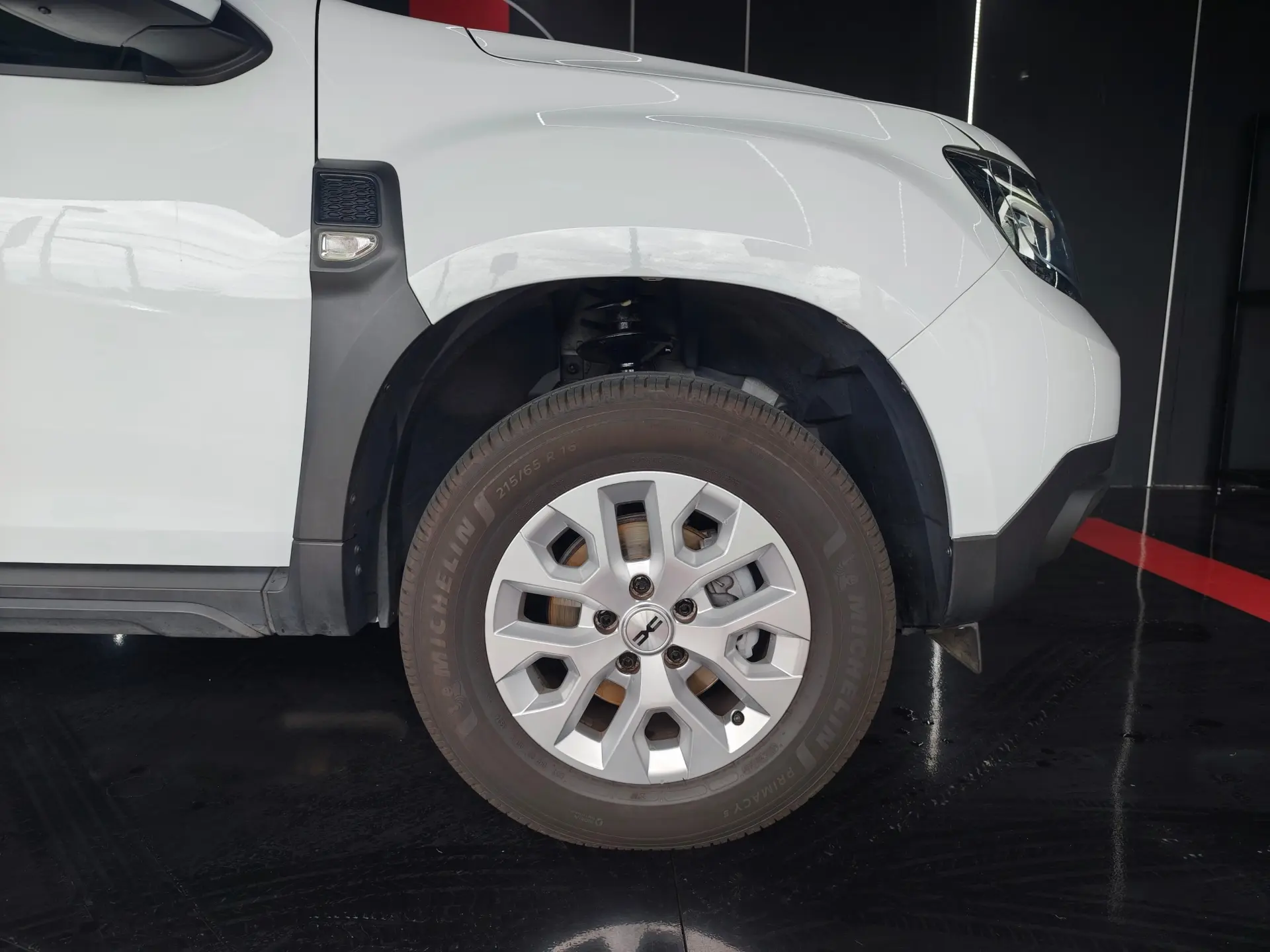 Dacia Duster ESSENCE 4