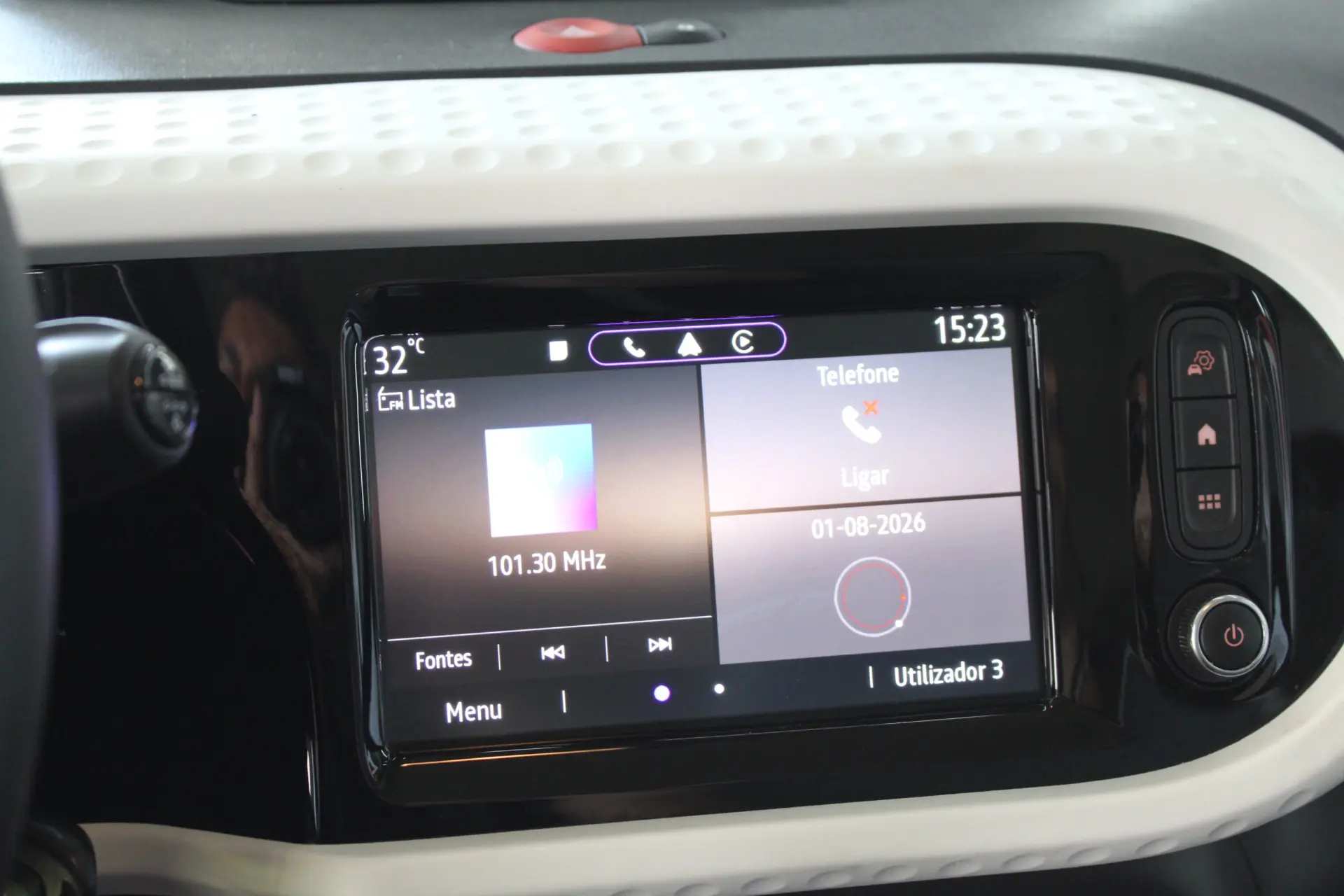 Renault Twingo 1.0 SCe Intens 37