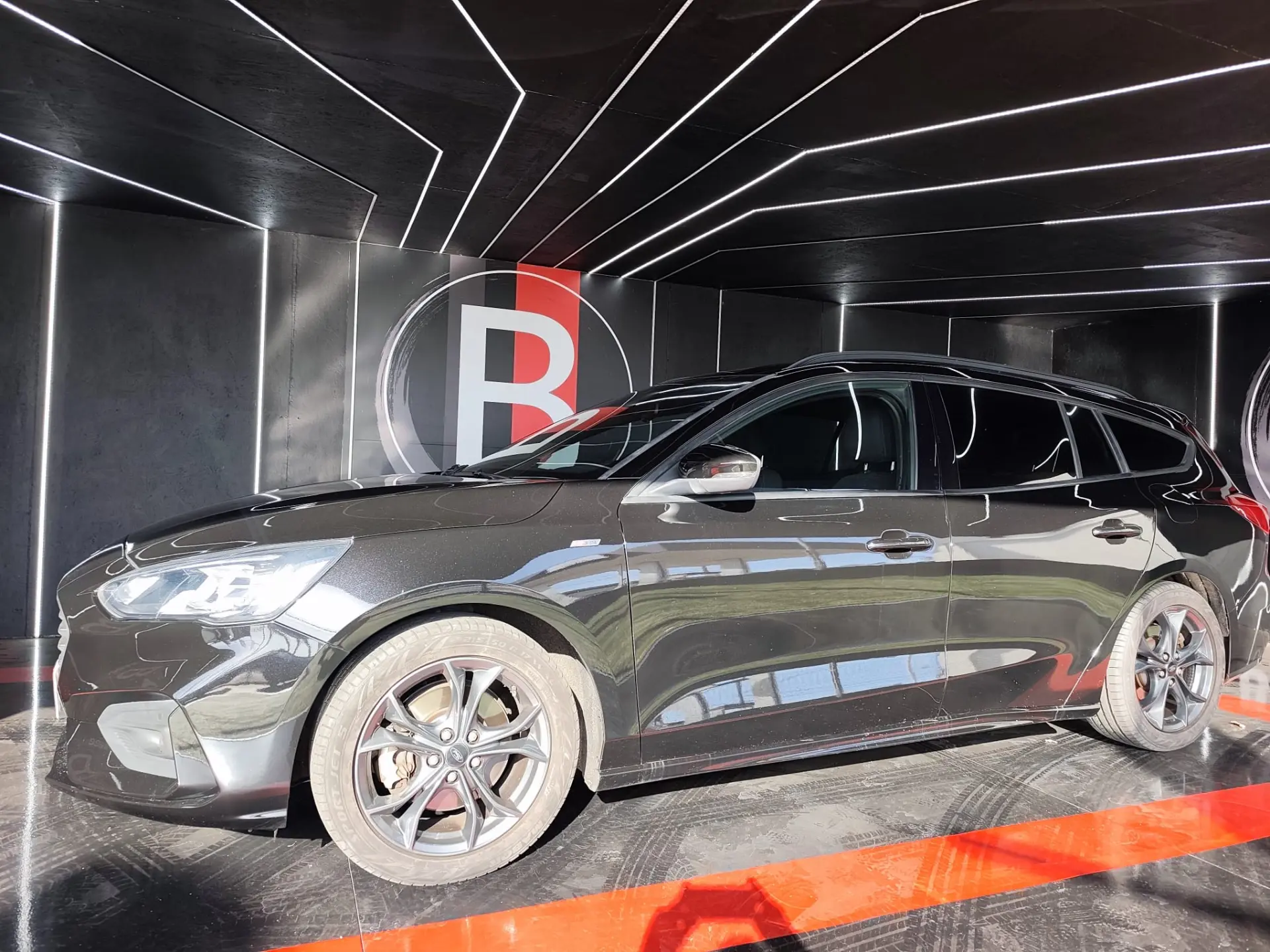Ford Focus SW 1.0 EcoBoost MHEV ST-Line 3