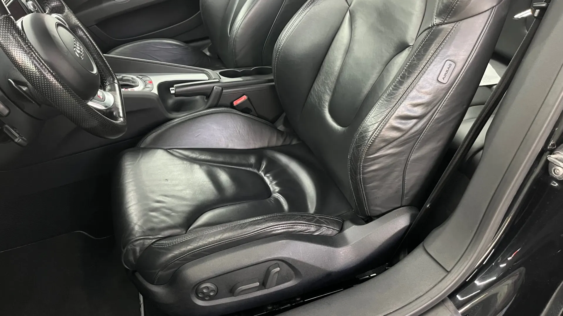 Audi TT Coupé 2.0 TFSi quattro S-line S tronic 32