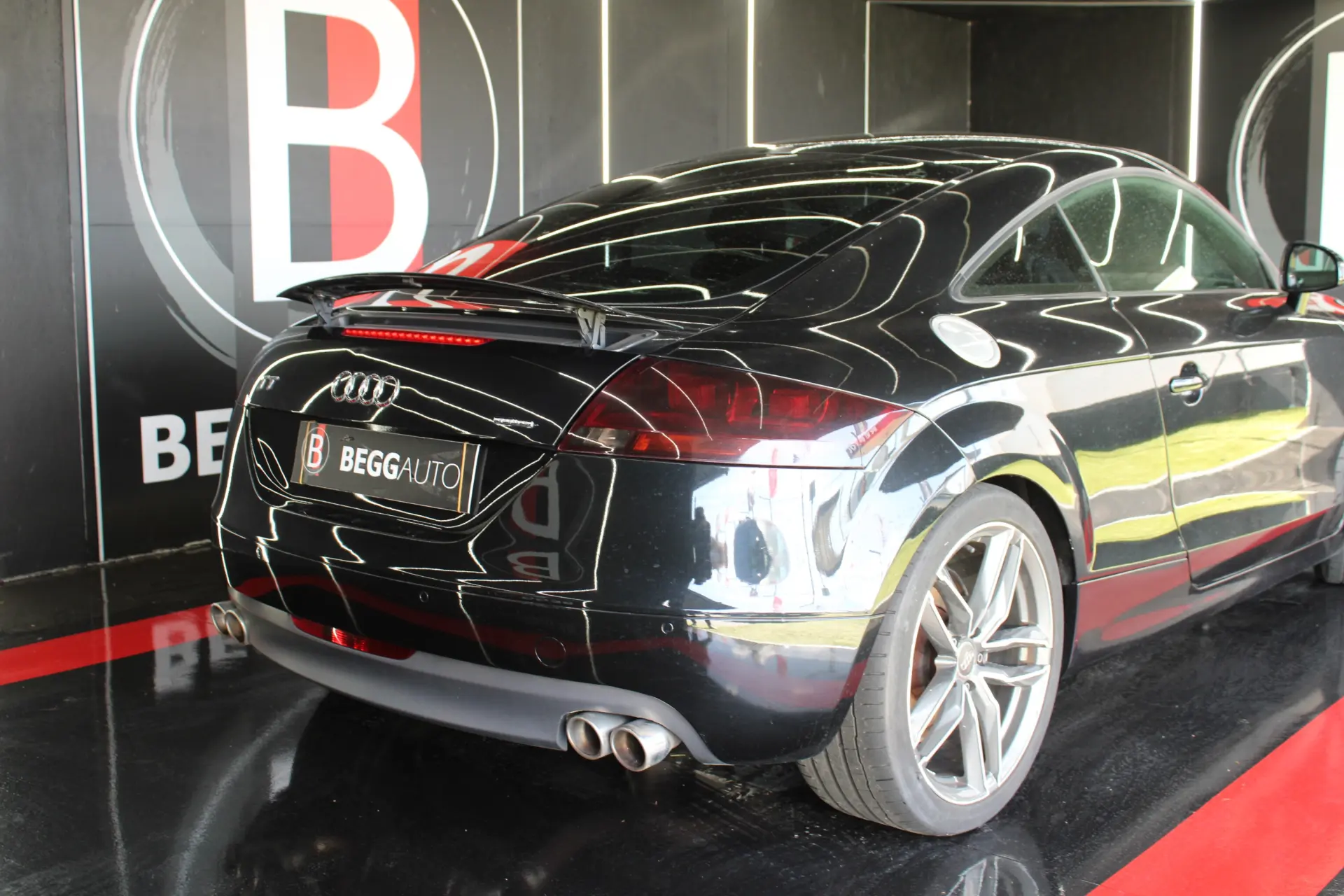 Audi TT Coupé 2.0 TDi quattro S-line 10