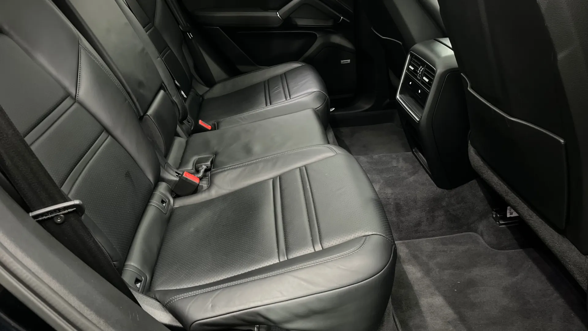 Porsche Cayenne Coupé 32