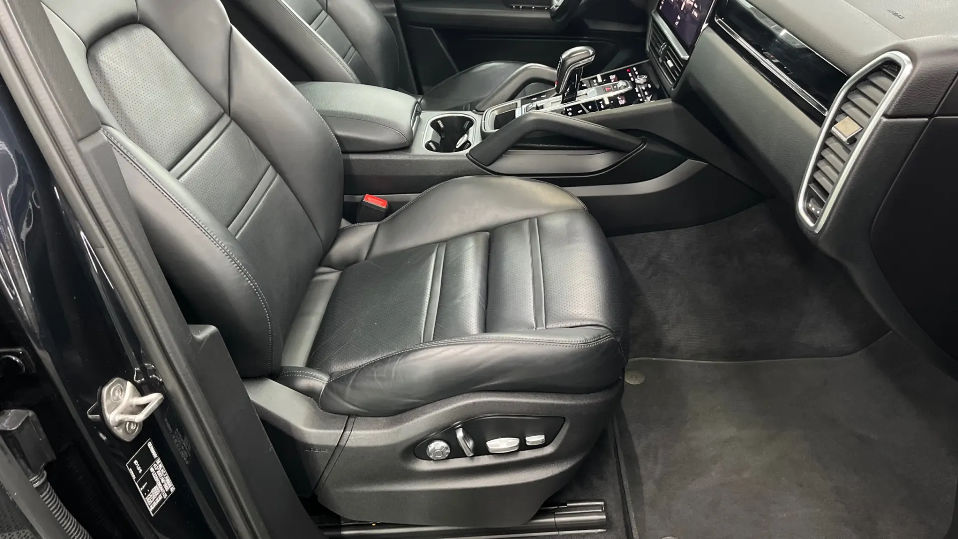 Porsche Cayenne Coupé 27