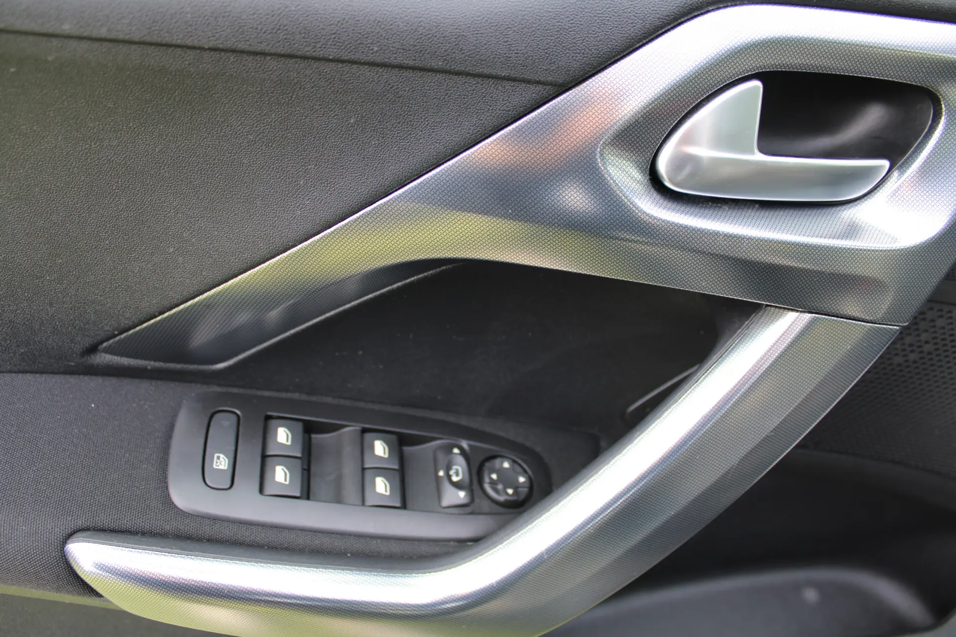 Peugeot 2008 PureTechAllure 35