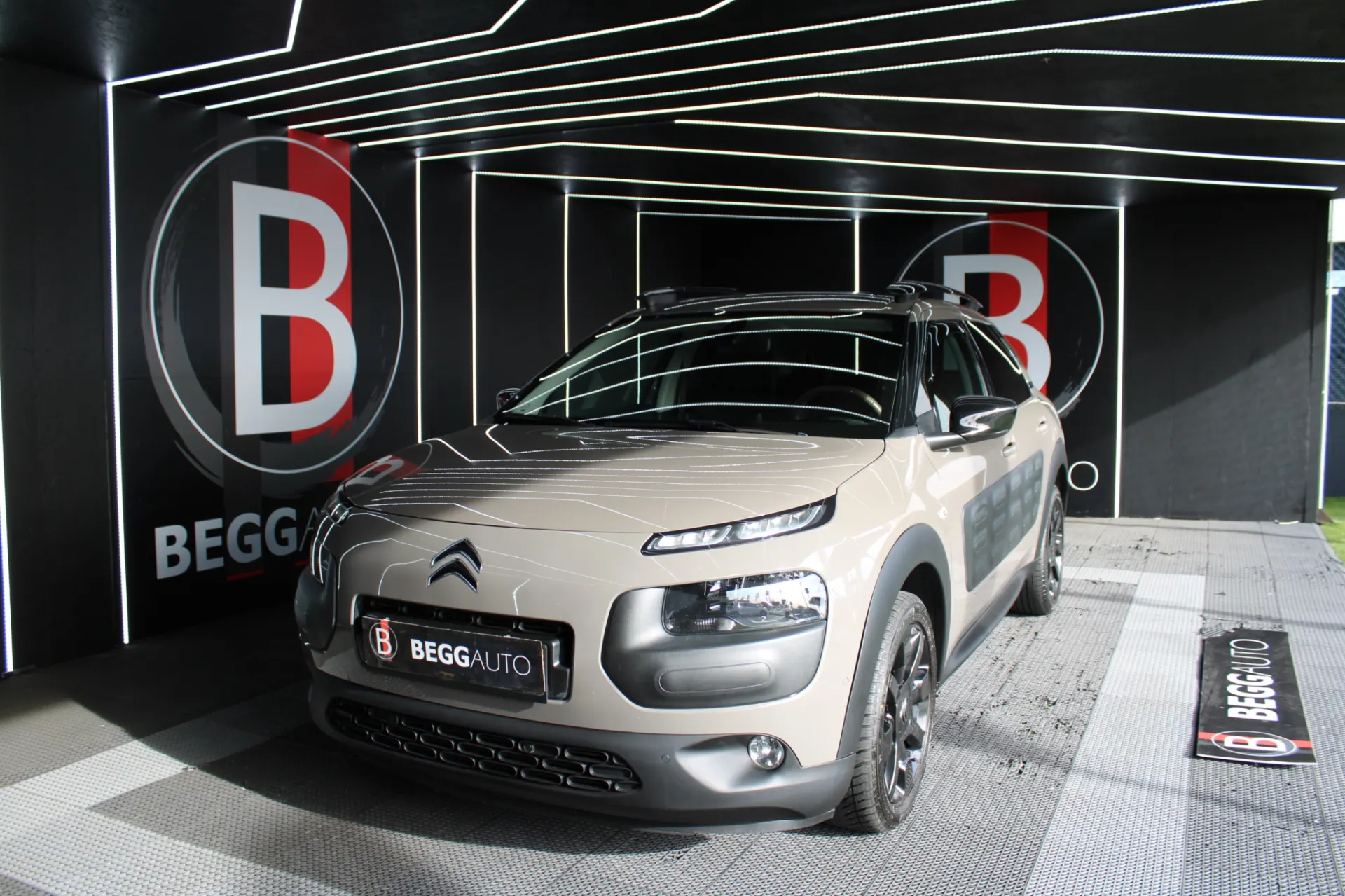 Citroën C4 Cactus 1.6 BlueHDi Feel ETG6 19