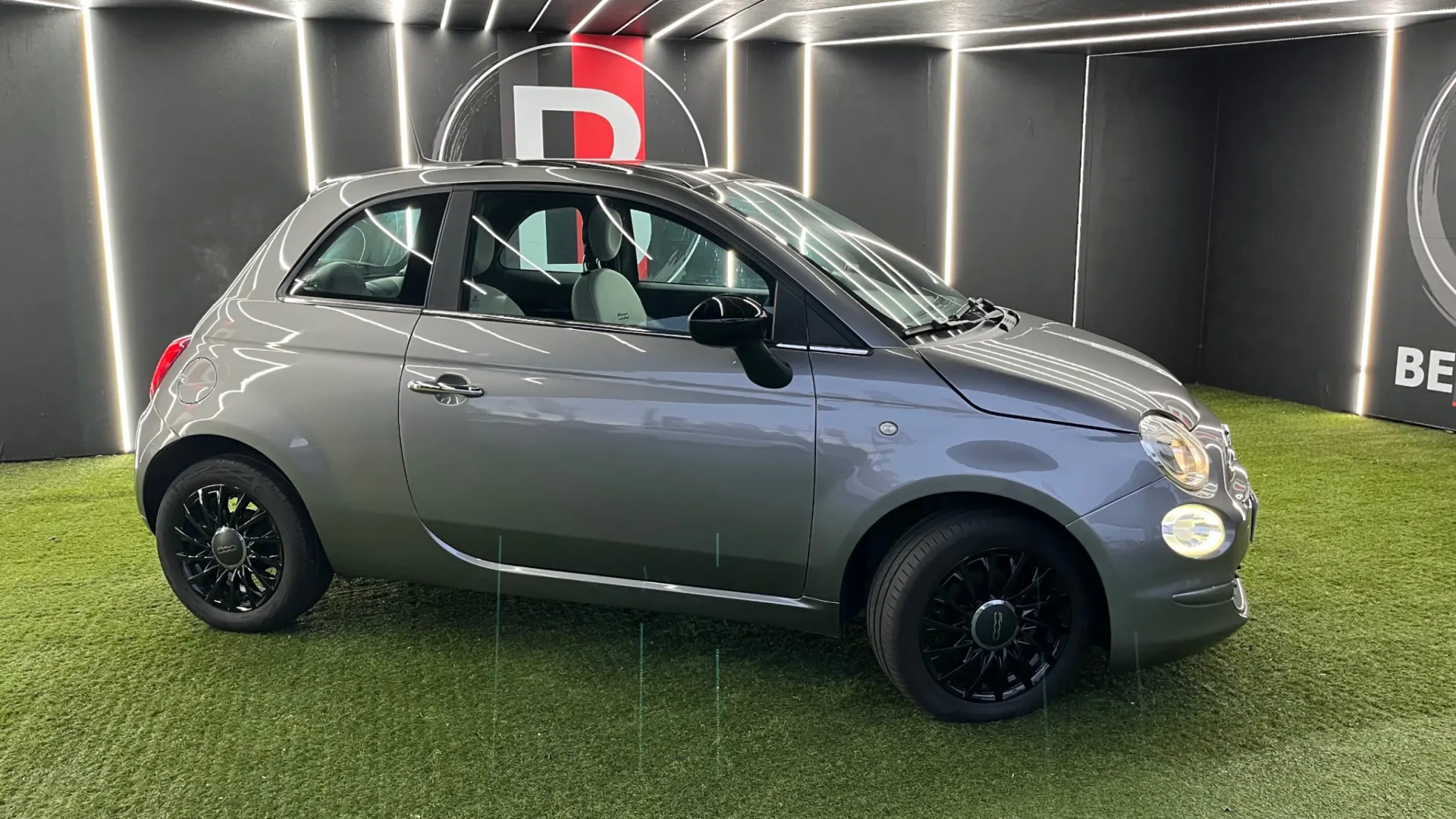 Fiat 500 Lounge Hybrid 9