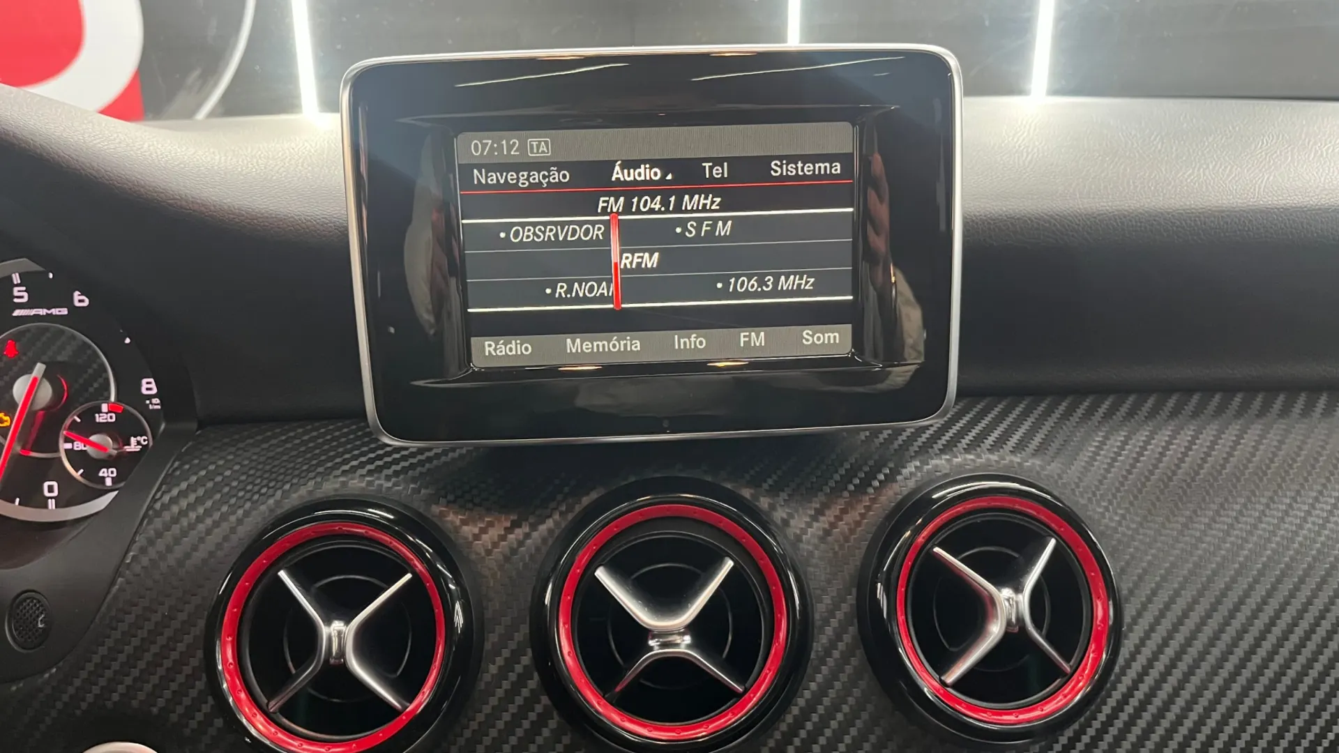 Mercedes-Benz A 45 AMG 4-Matic 15