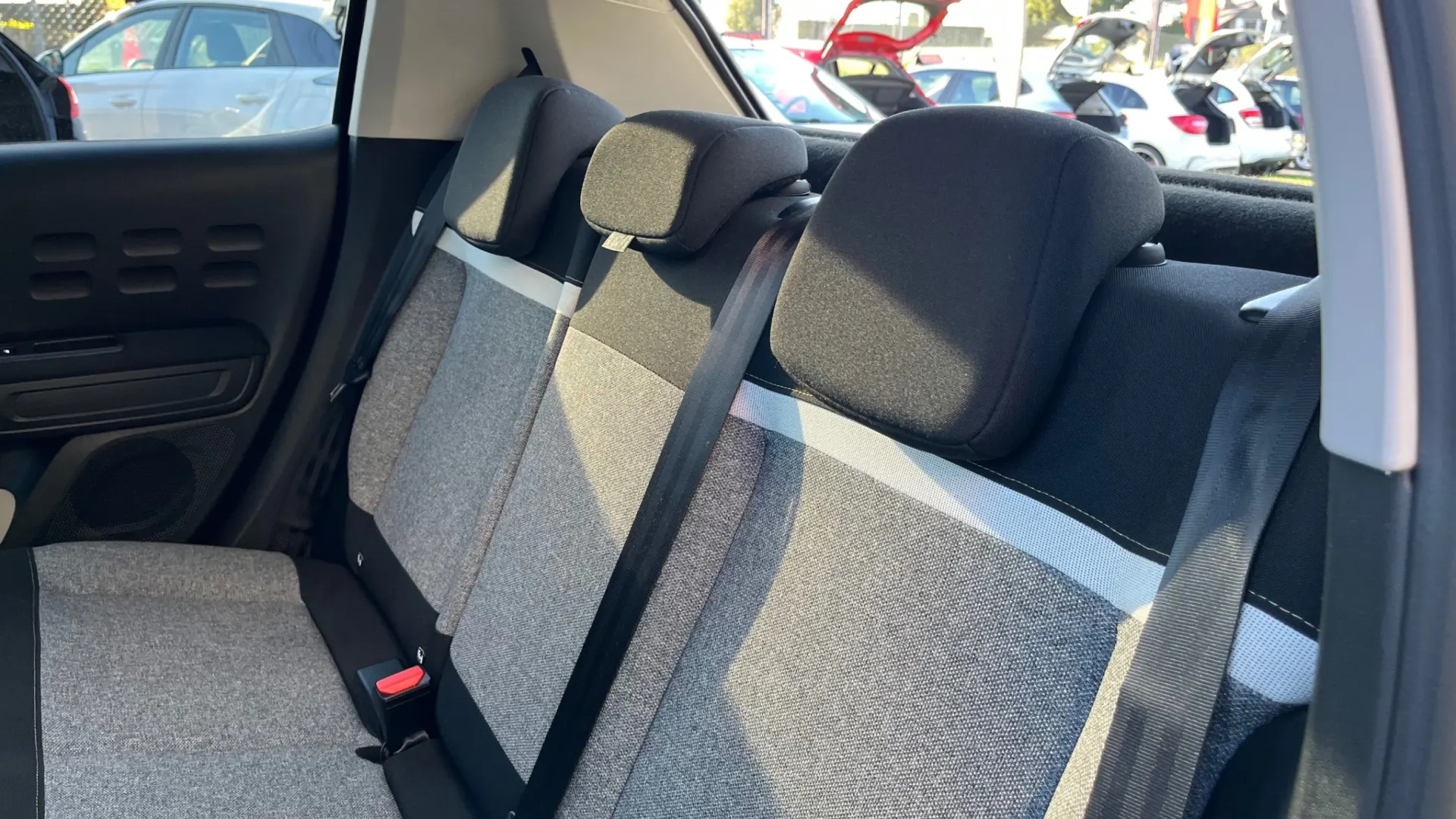 Citroën C3 1.2 PureTech Shine 17