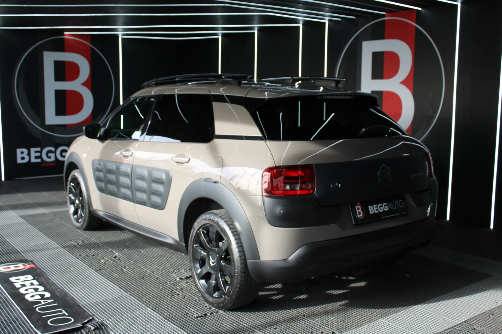 Citroën C4 Cactus 1.6 BlueHDi Feel ETG6 20