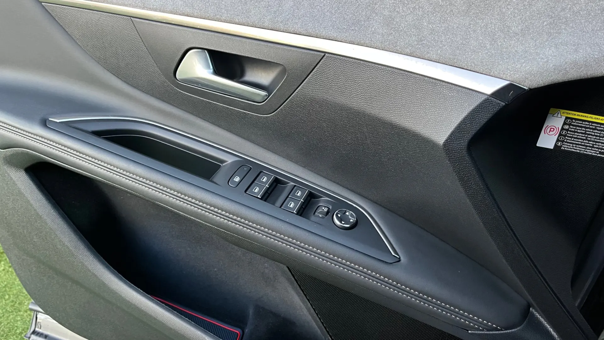 Peugeot 3008 1.5 BlueHDi GT EAT8 18