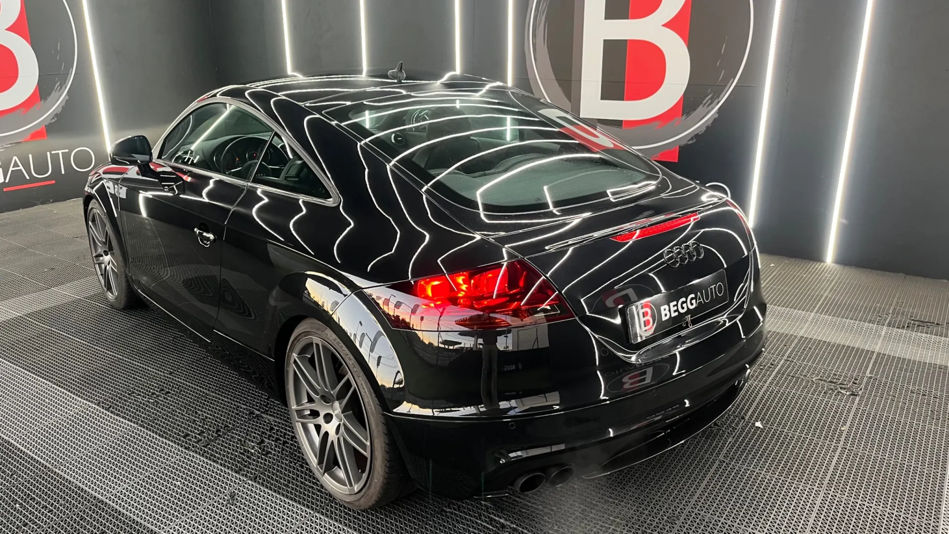 Audi TT Coupé 2.0 TFSi quattro S-line S tronic 11