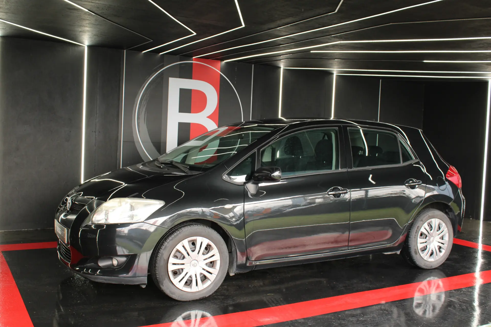 Toyota Auris 1.4 D-4D Sol 22