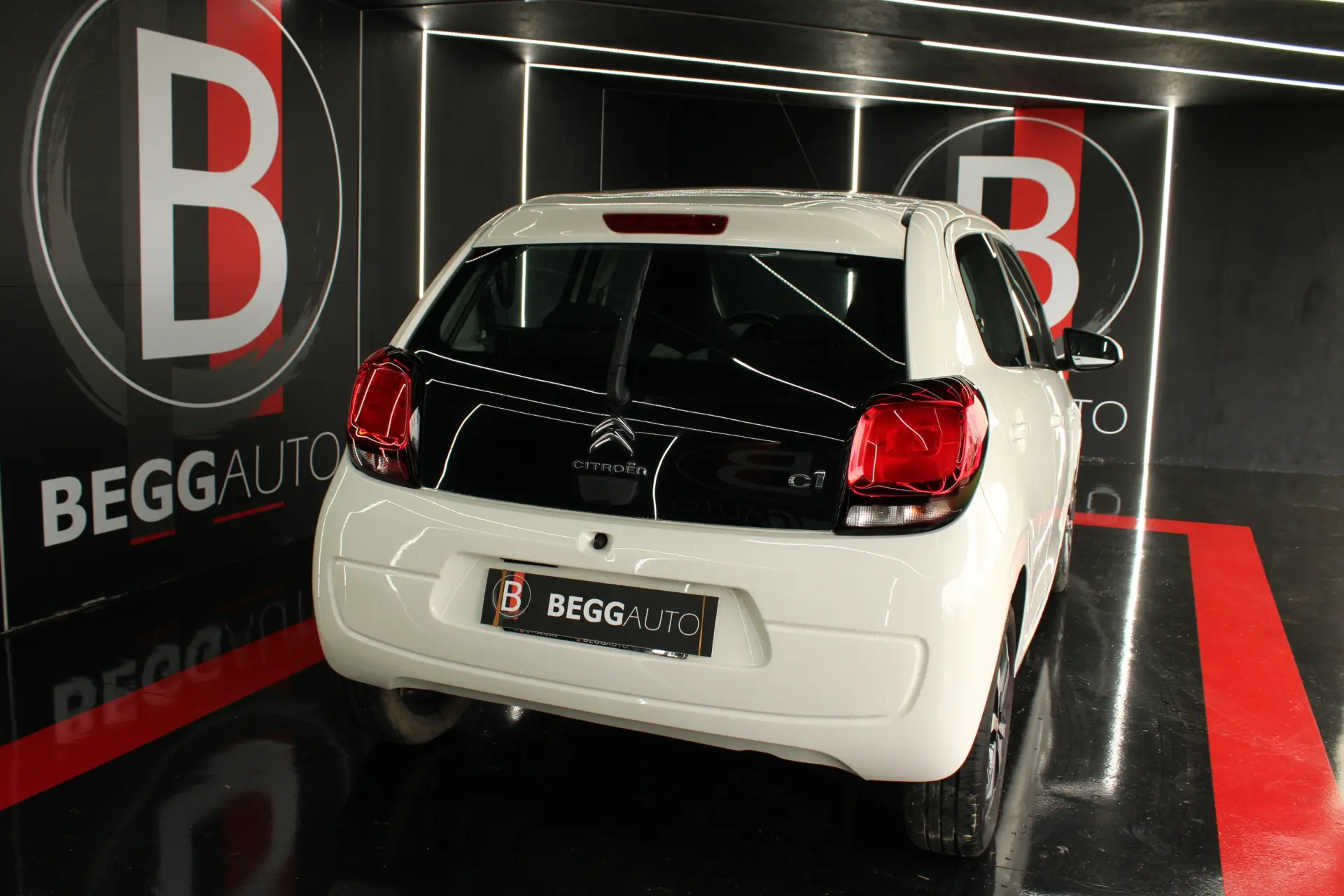 Citroen C1 1.2 VTi Feel 12