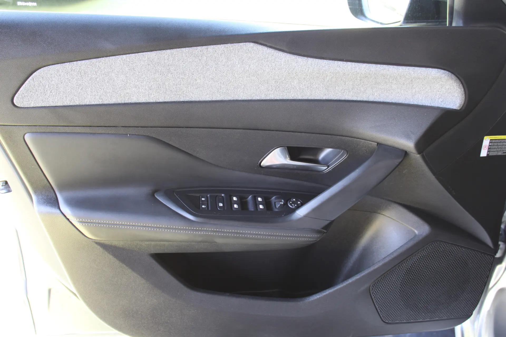 Peugeot 308 SW PureTech 130 EAT8 Active Pack 16