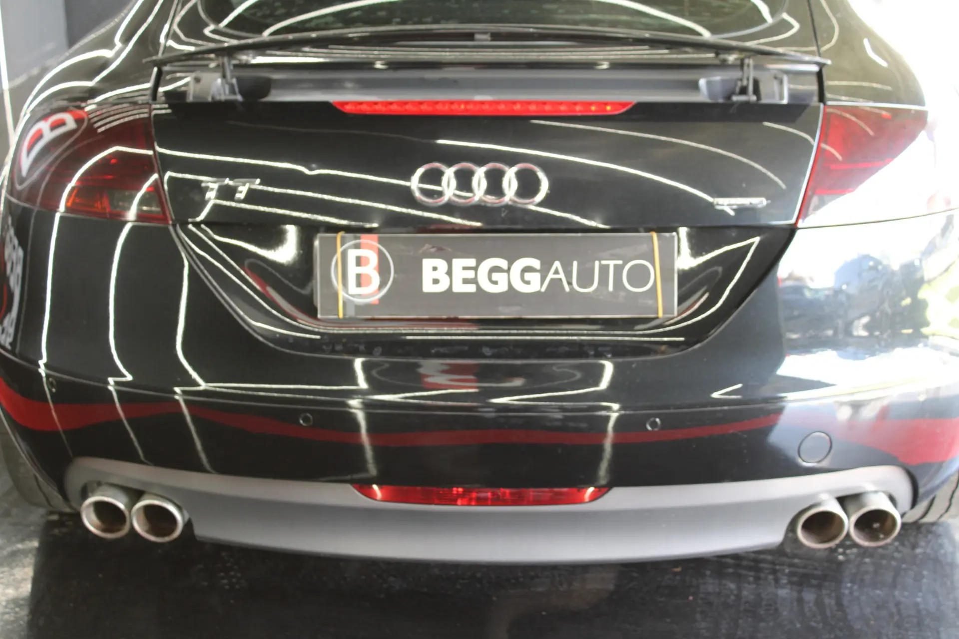 Audi TT Coupé 2.0 TDi quattro S-line 12