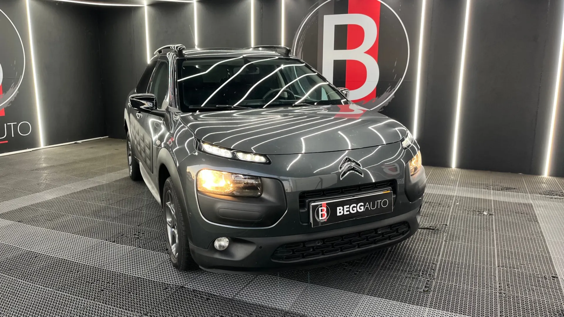 Citroën C4 Cactus 1.6 BlueHDi Feel 2