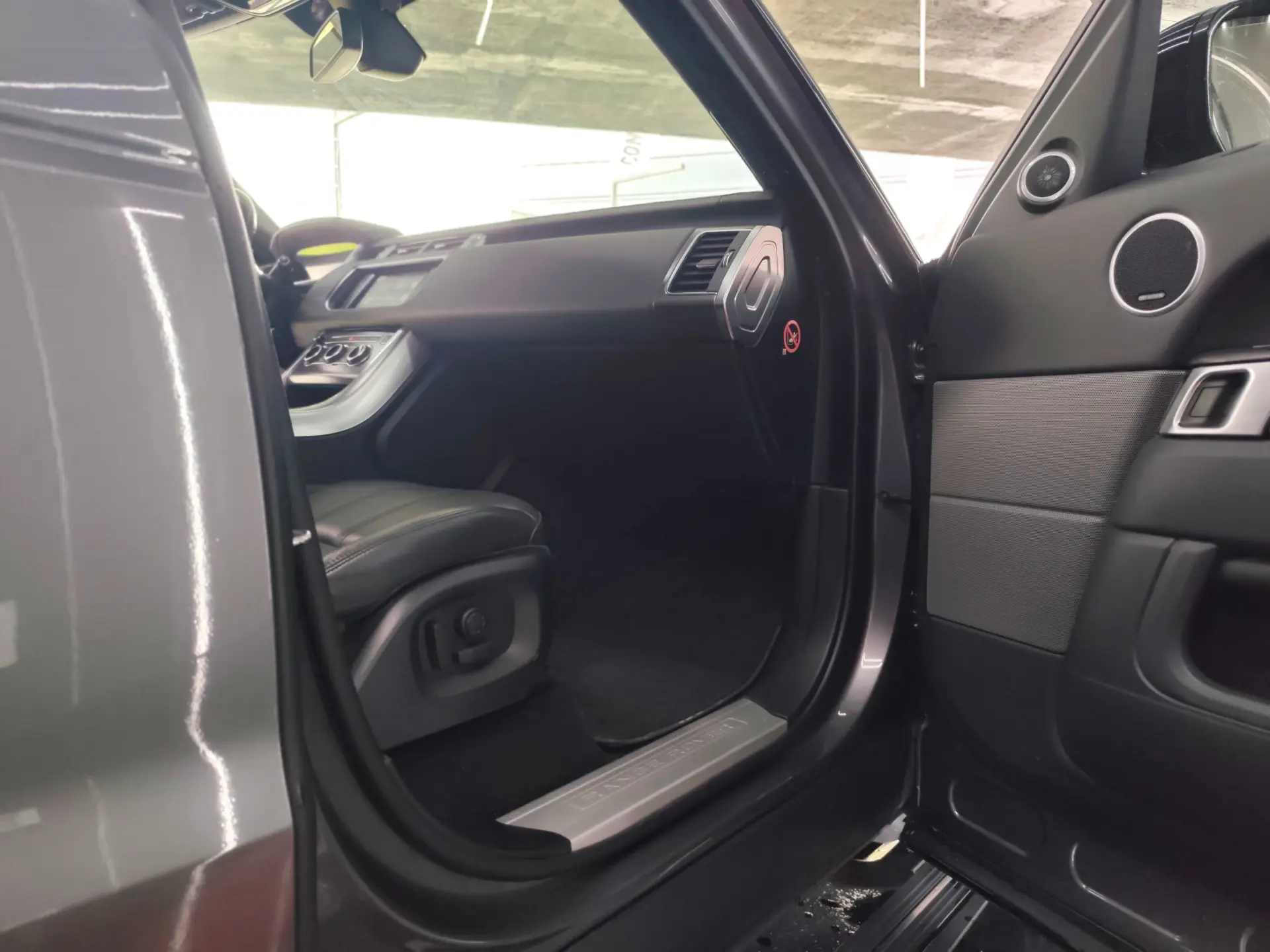 Land Rover Range Rover Sport HSE HYBRID 29